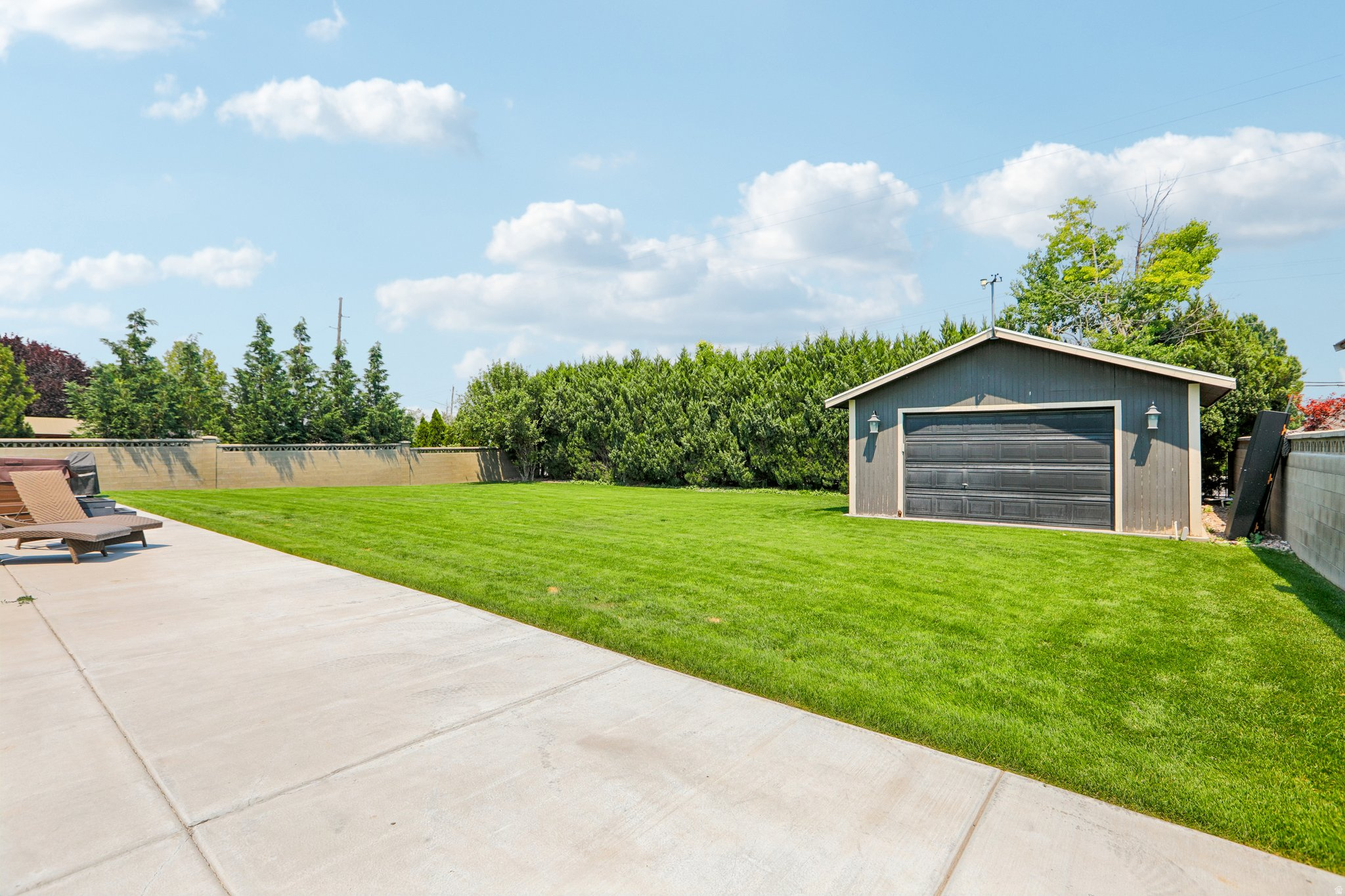 SUMMER MEADOW ESTATES #1 - Residential