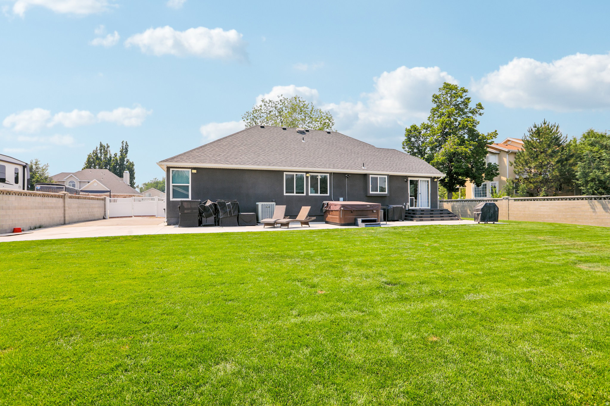SUMMER MEADOW ESTATES #1 - Residential