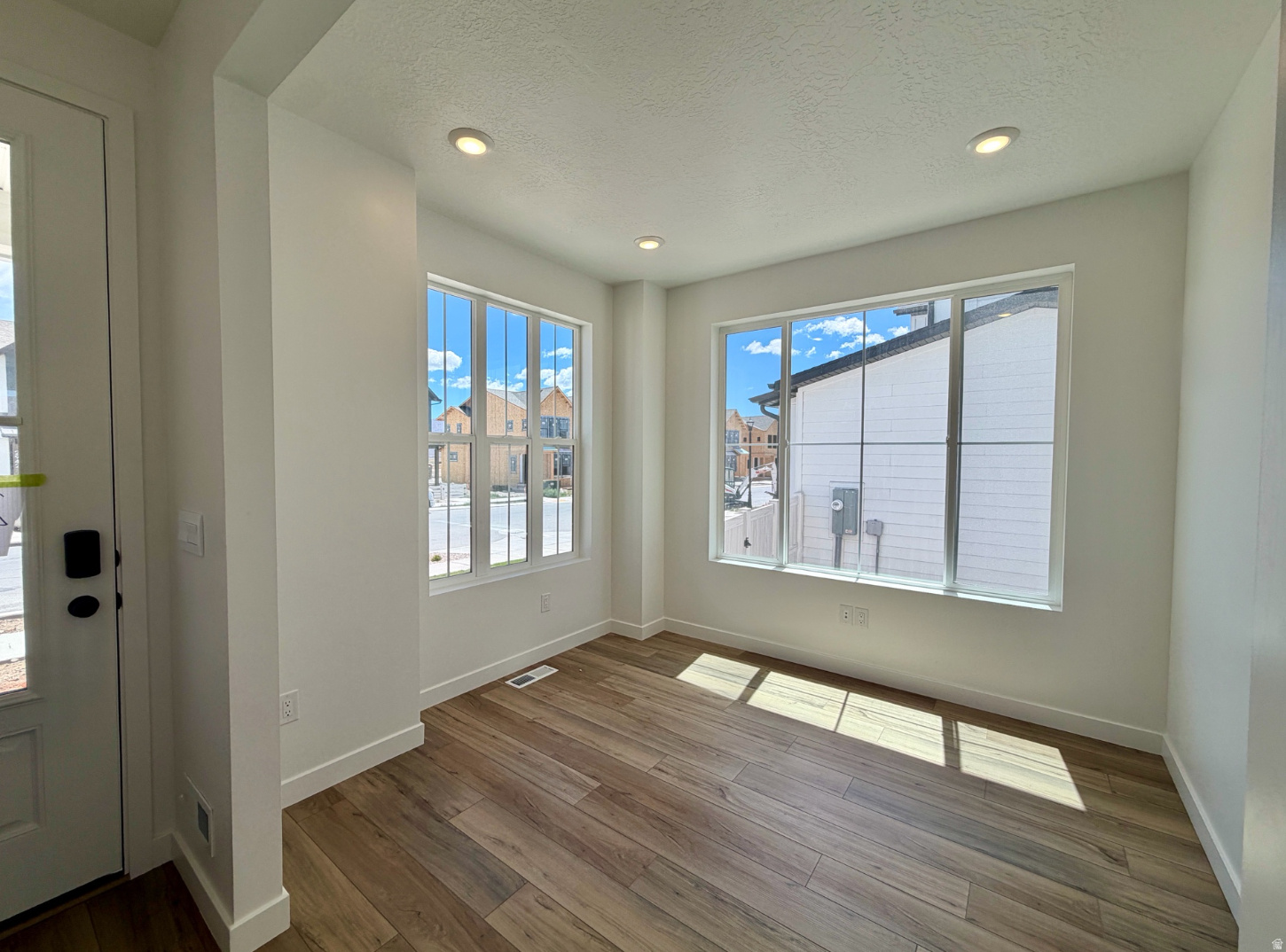 FIREFLY - Residential