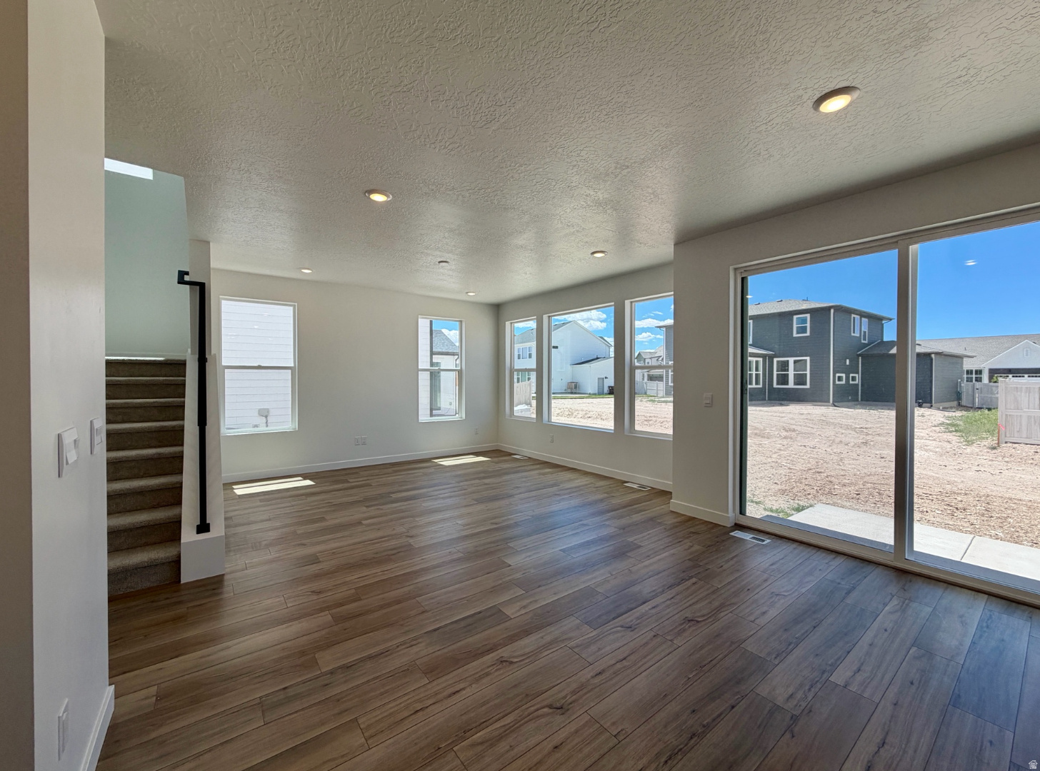 FIREFLY - Residential