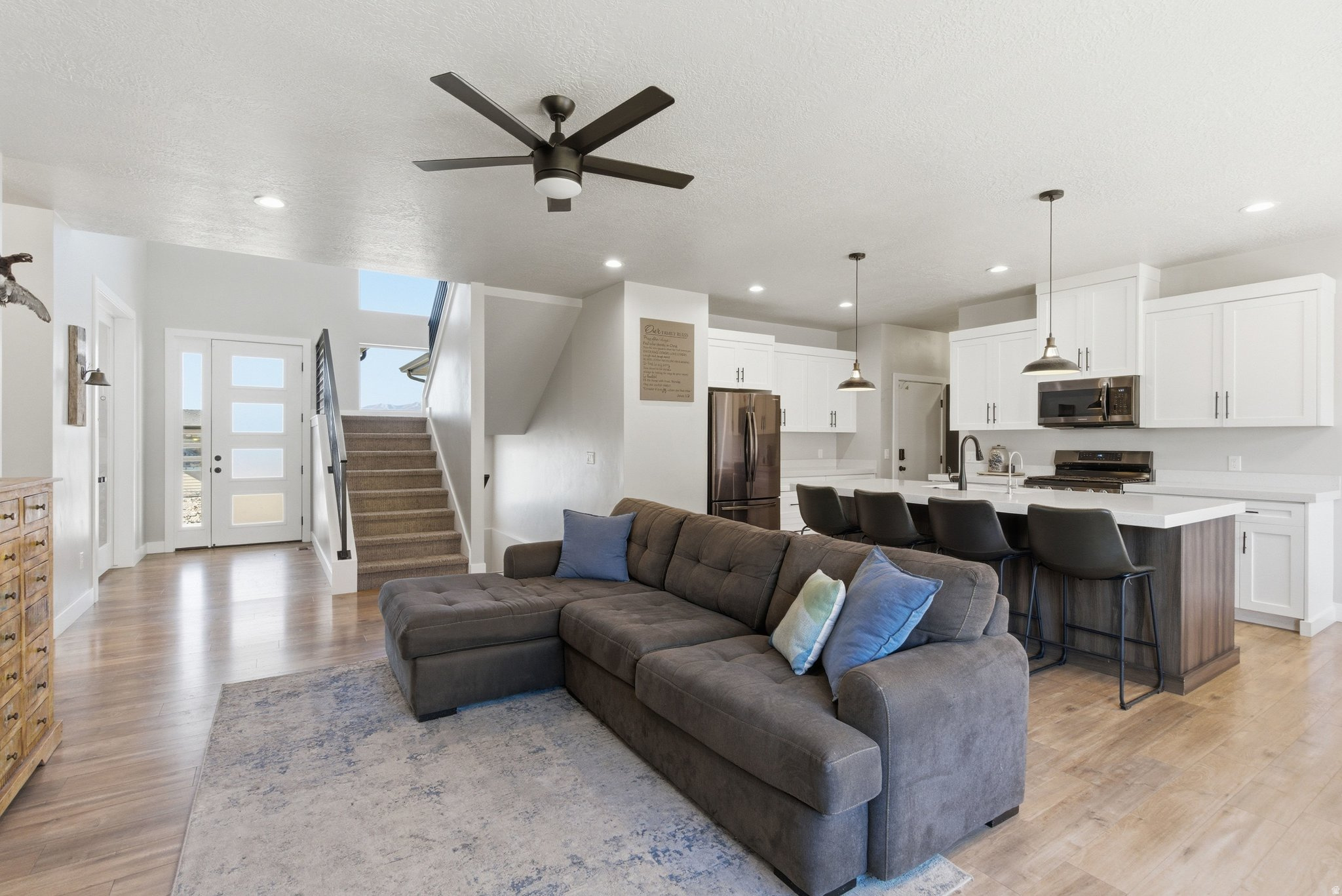 VALLEY VIEW - Residential