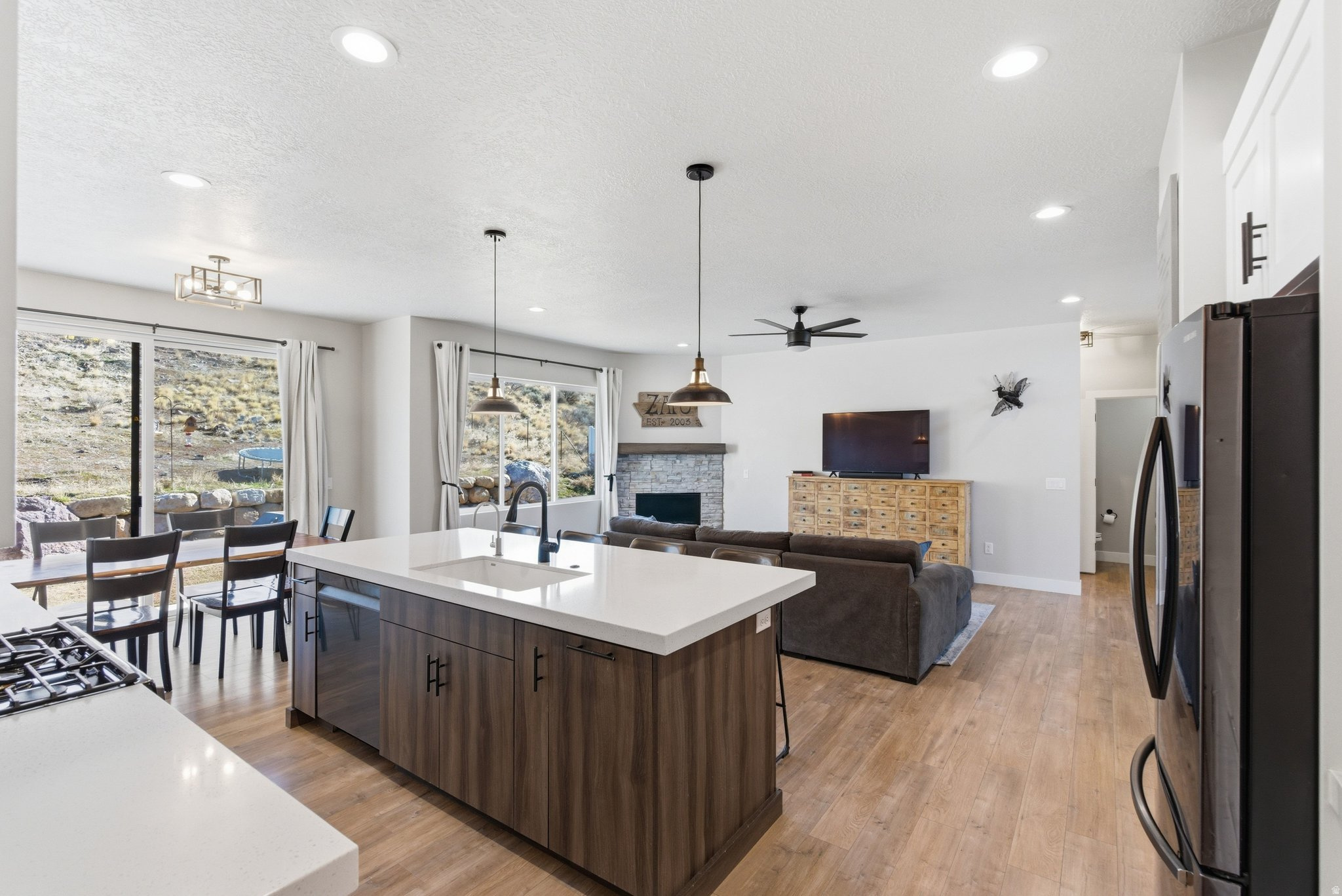 VALLEY VIEW - Residential