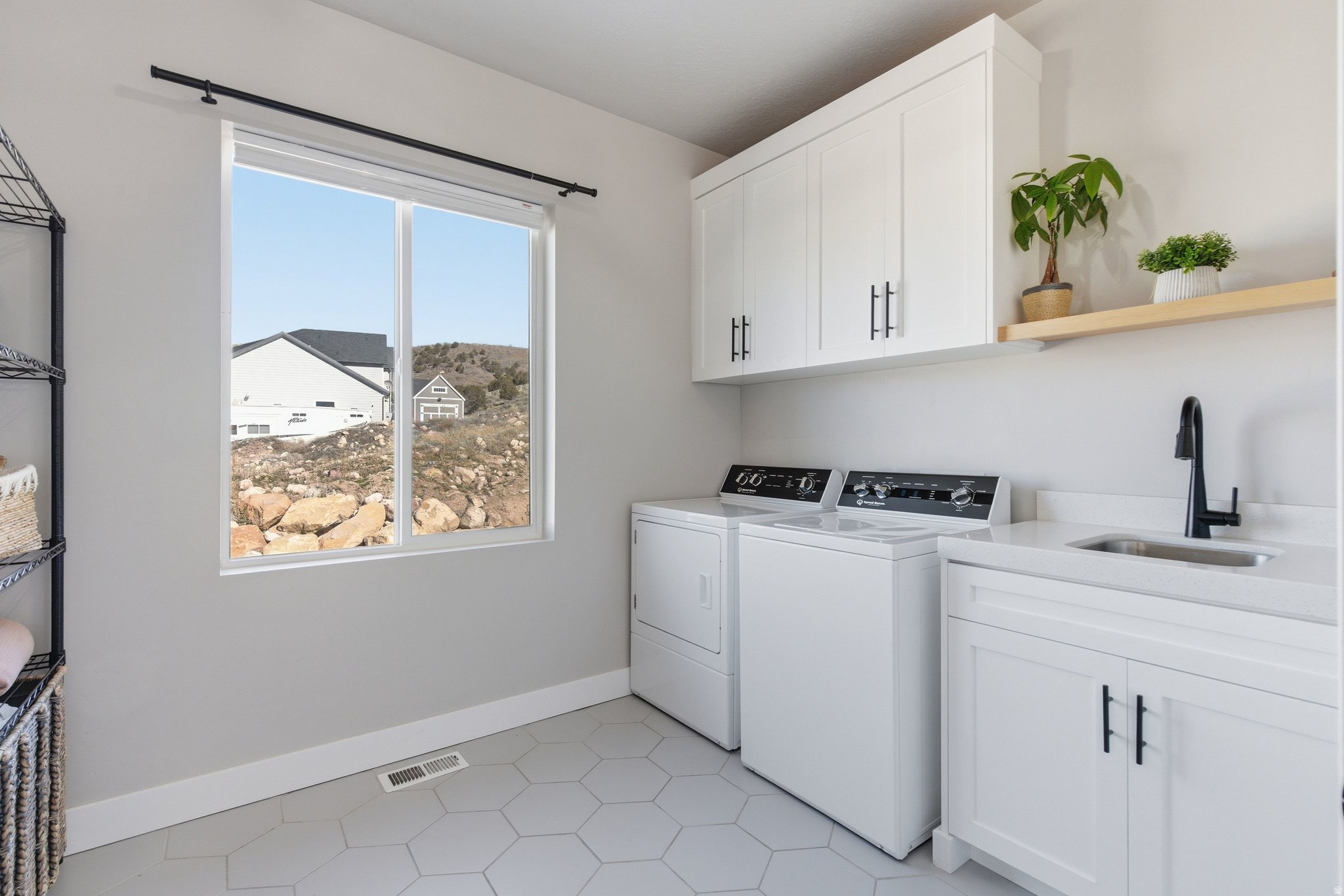 VALLEY VIEW - Residential