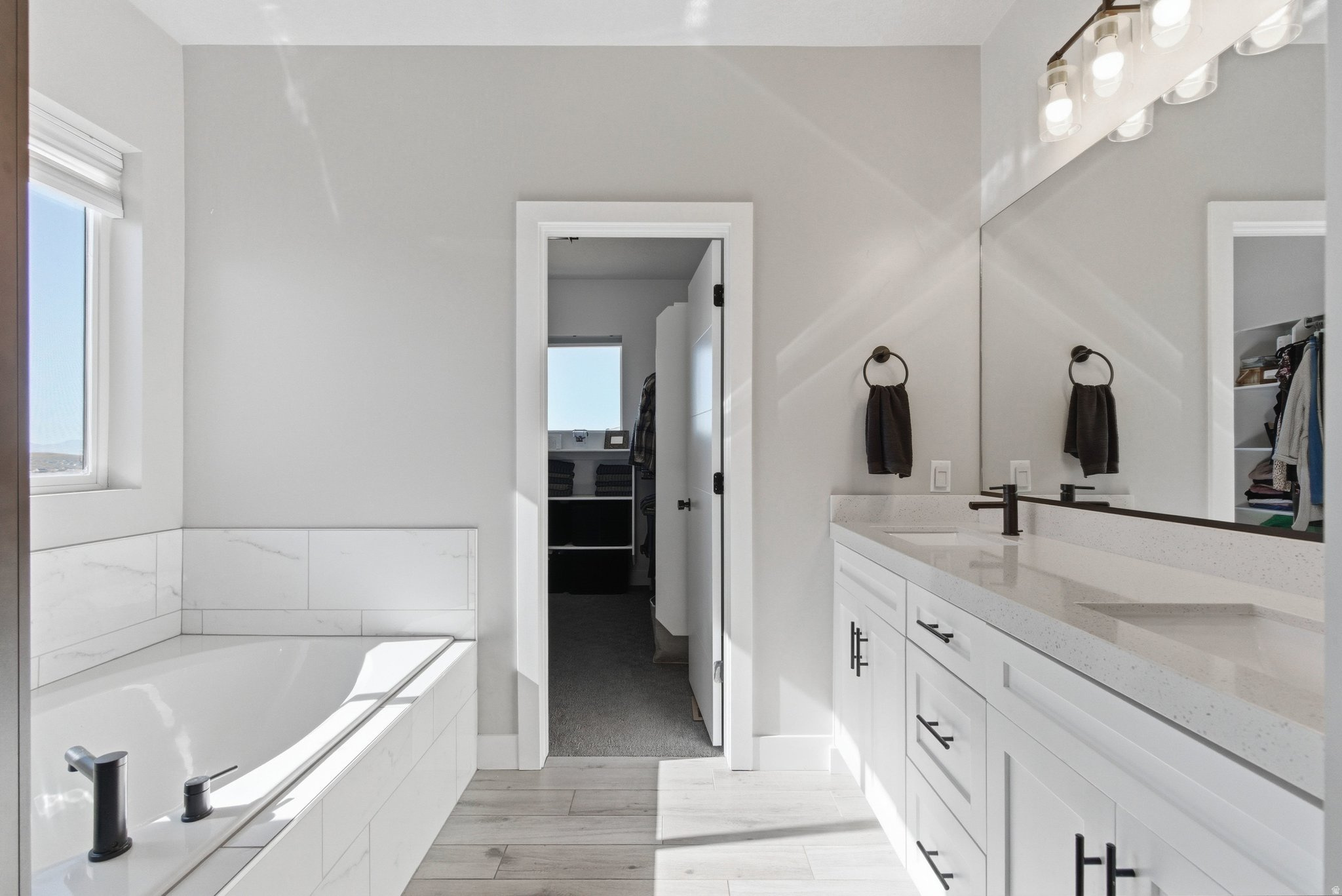 VALLEY VIEW - Residential