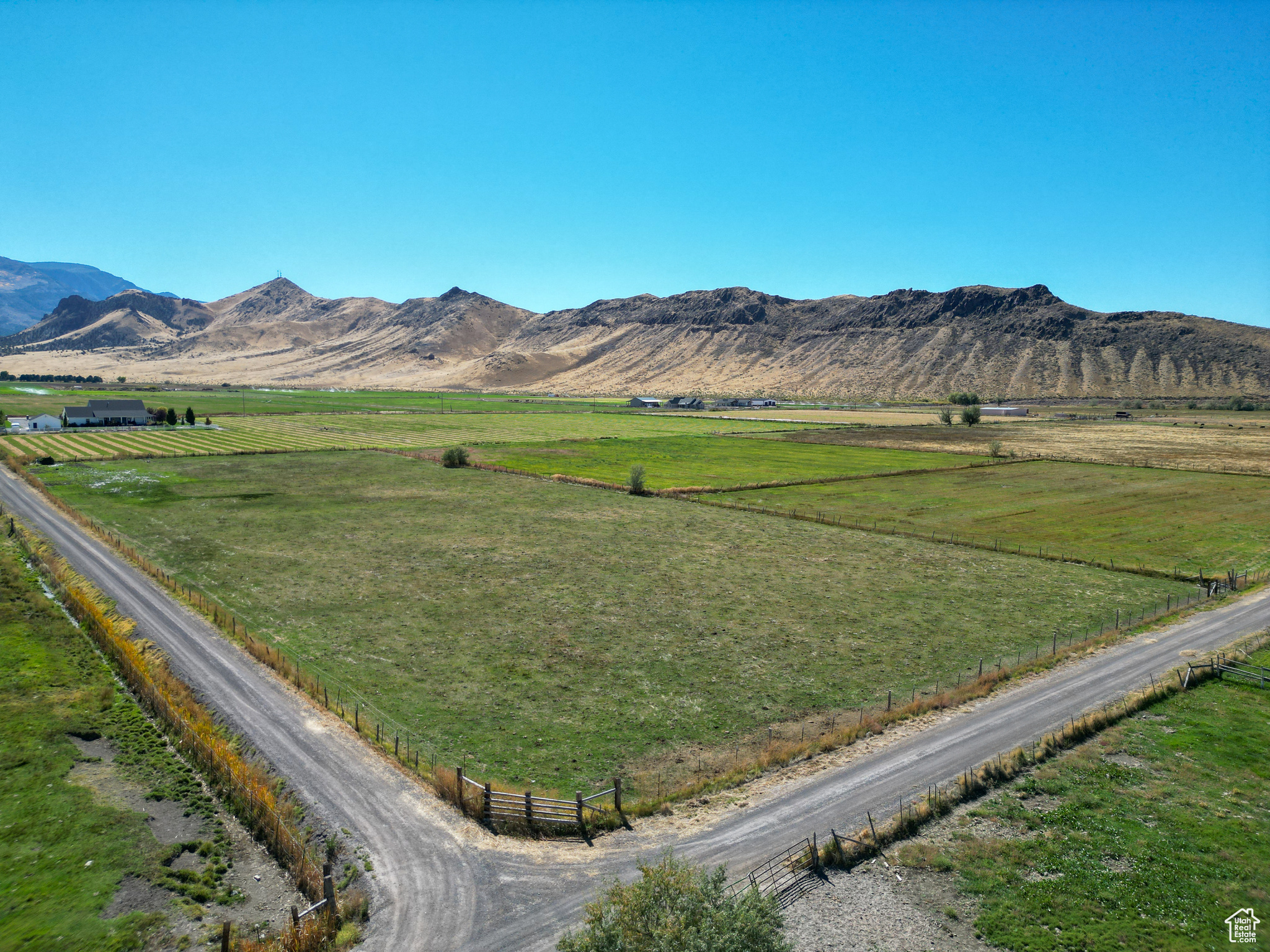 Welcome to this stunning 3.94 acre corner lot in the charming town of Glenwood, UT. With a well already in place, this property is ready for you to build your dream home.   Enjoy the peaceful surroundings and breathtaking mountain views as you design your perfect oasis. This lot also comes with animal rights, making it ideal for those looking to have horses or other livestock.  Don't miss out on this rare opportunity to own a piece of paradise in Glenwood. Schedule a showing today and start planning your future on this incredible property.