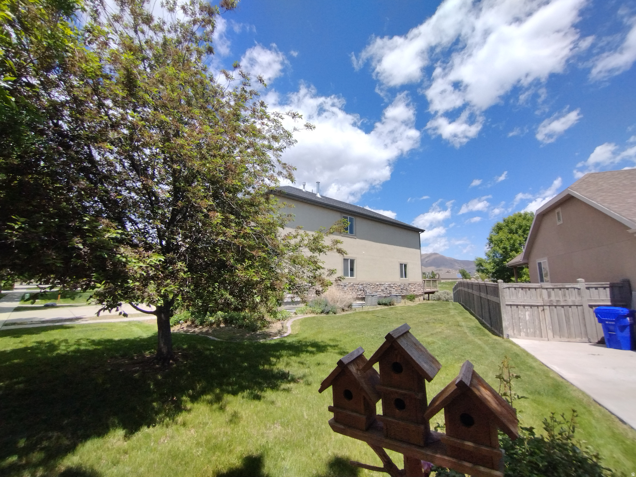 FRIDAYS STATION AT PRAIRIE GATE RANCH - Residential