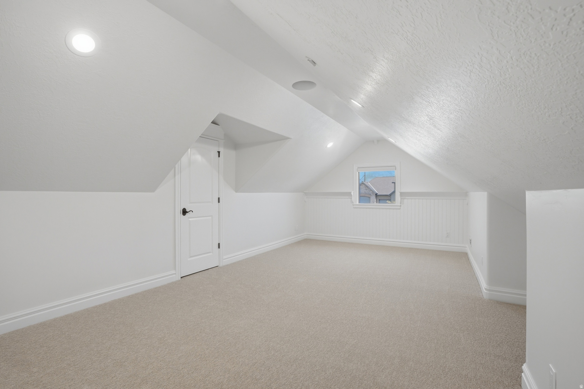 HOLLOW ESTATES - Residential