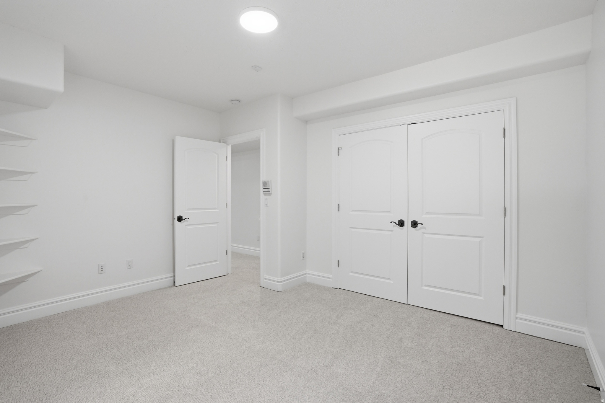 HOLLOW ESTATES - Residential