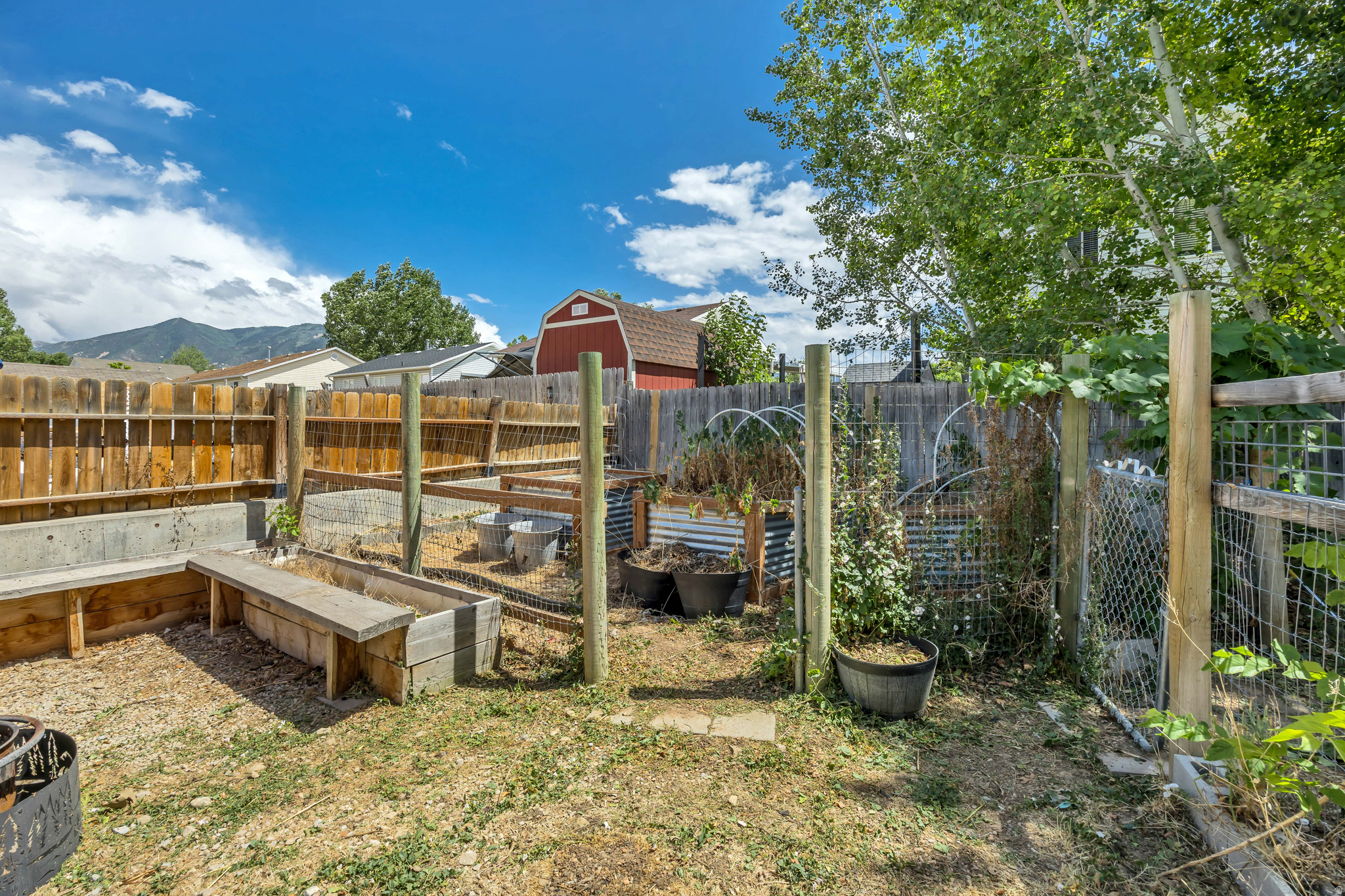 SHETLAND MEADOWS NO 1 SUBDIVISION - Residential