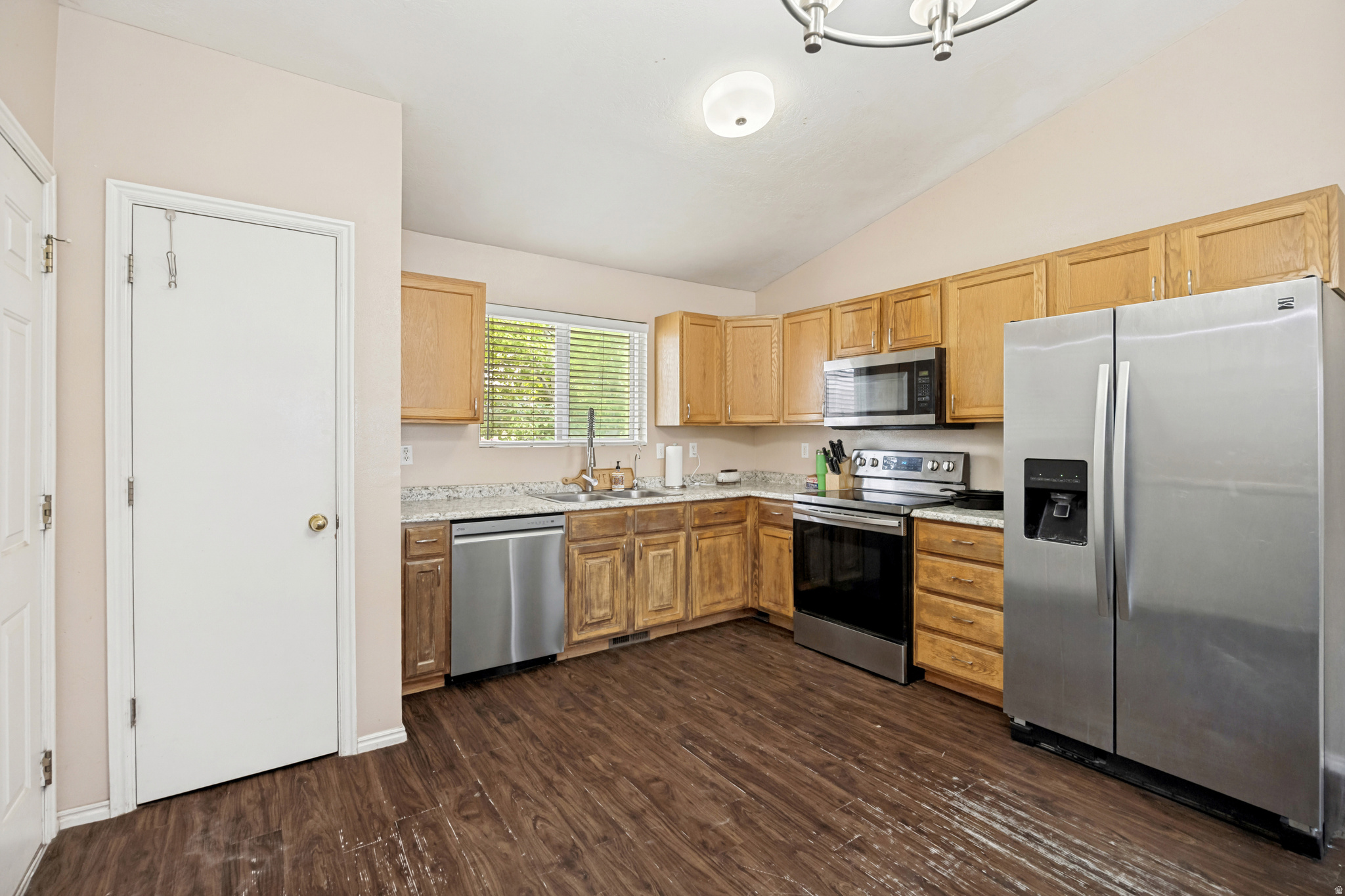 SHETLAND MEADOWS NO 1 SUBDIVISION - Residential