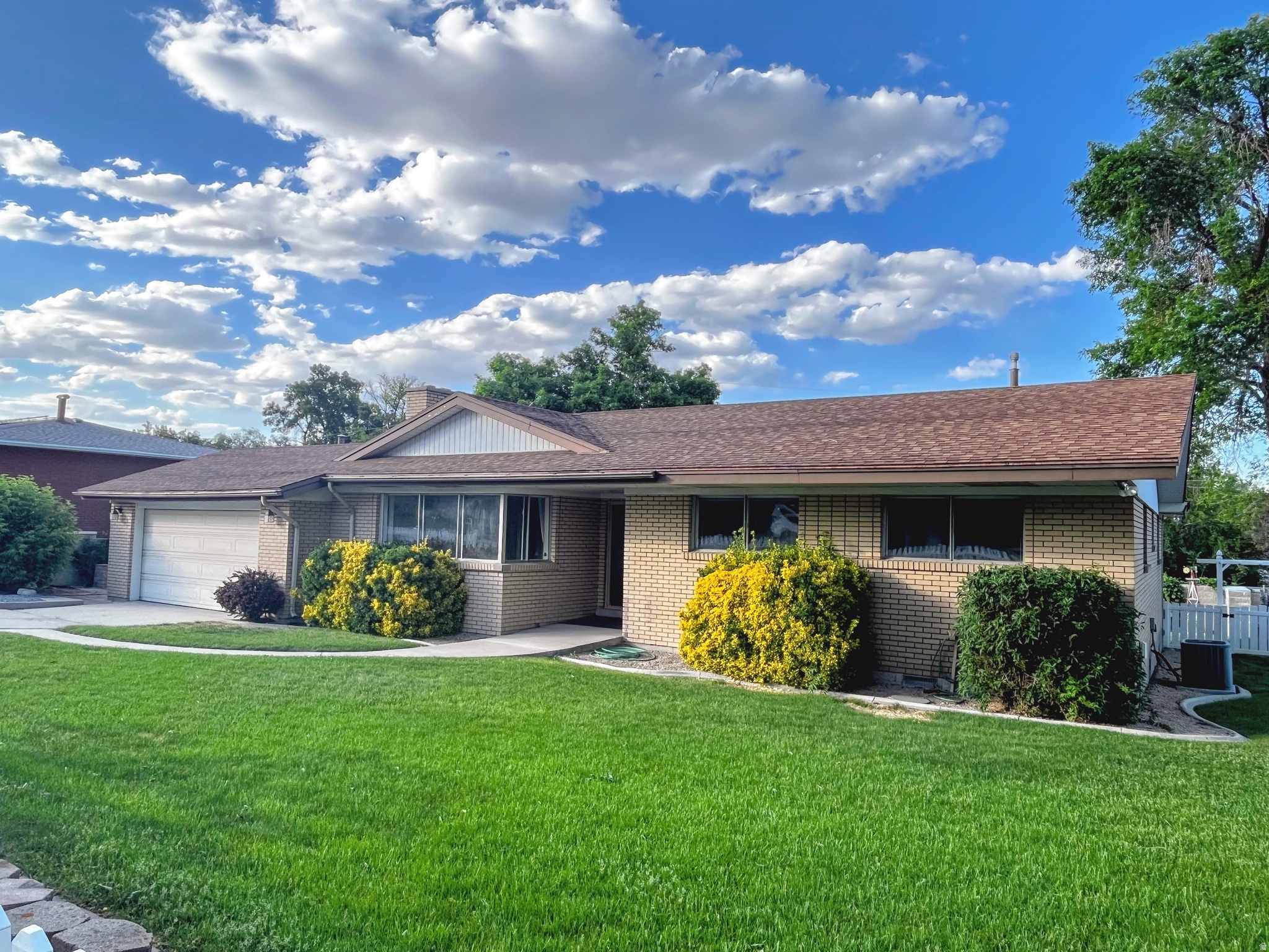 BLAKE HEIGHTS - Residential