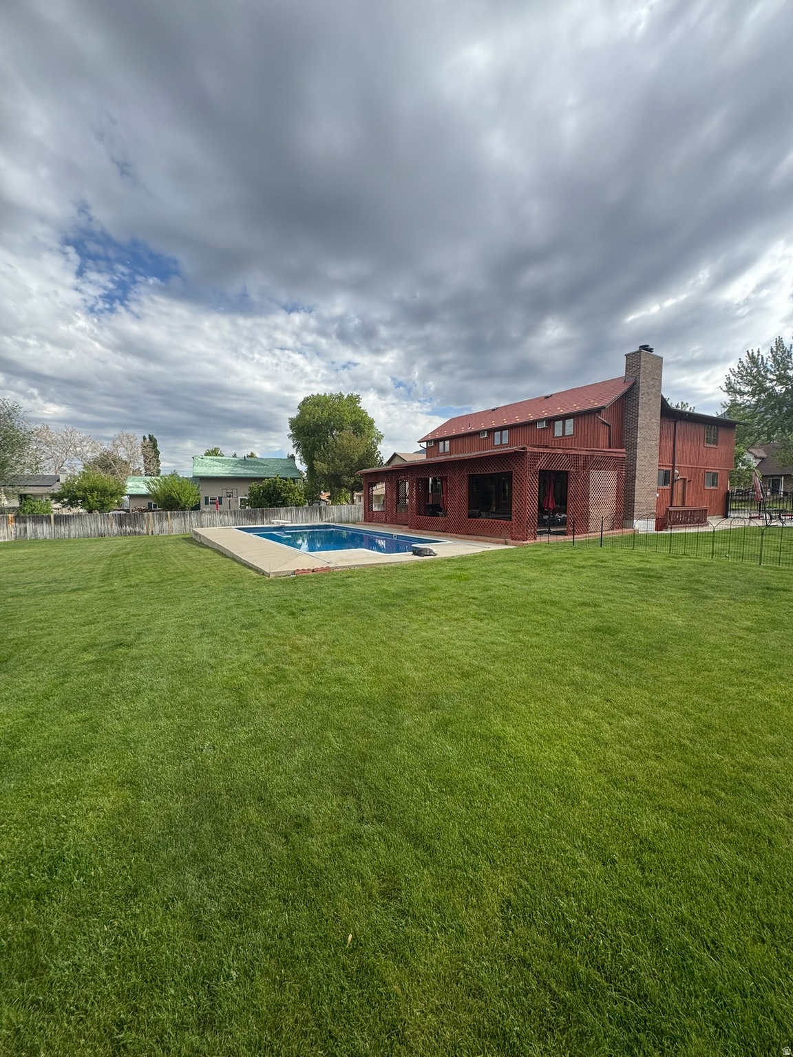 RAINTREE VILLAGE #2 - Residential