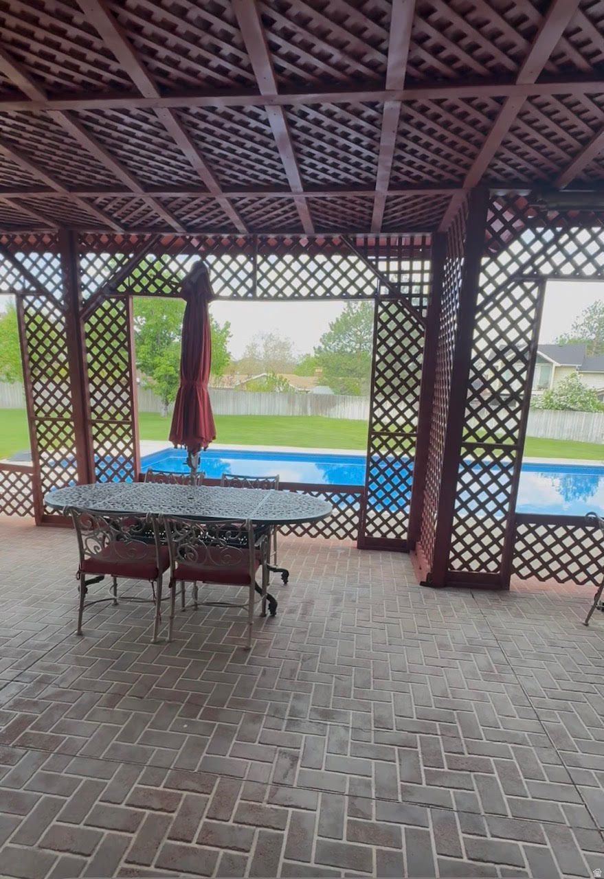 RAINTREE VILLAGE #2 - Residential