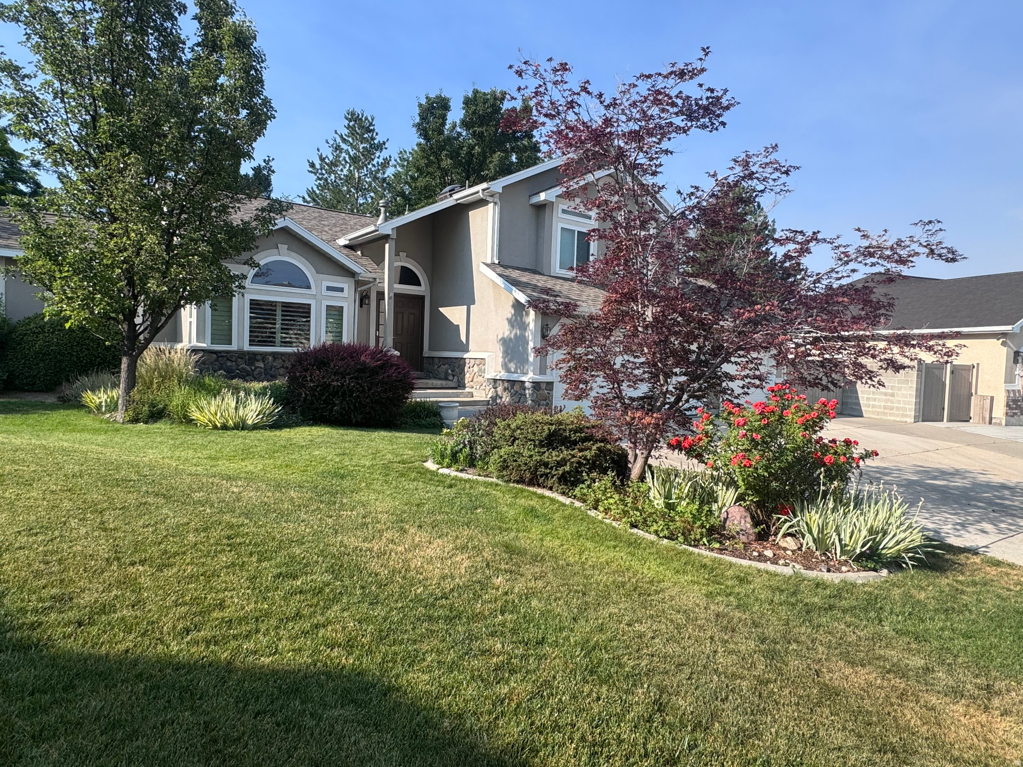MEADOWS - Residential