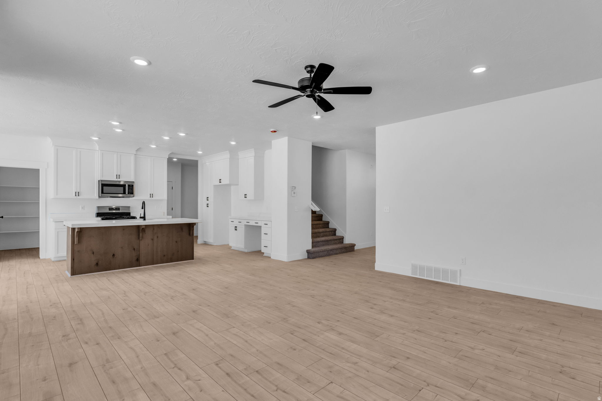 PARKWAY FIELDS SINGLES 2 - Residential