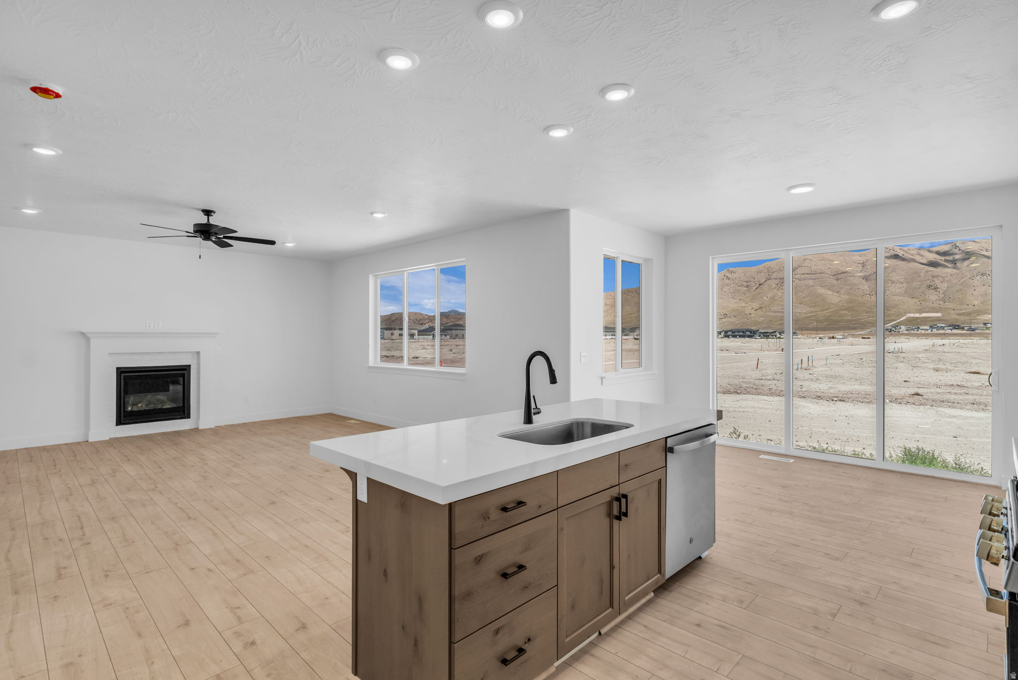 PARKWAY FIELDS SINGLES 2 - Residential