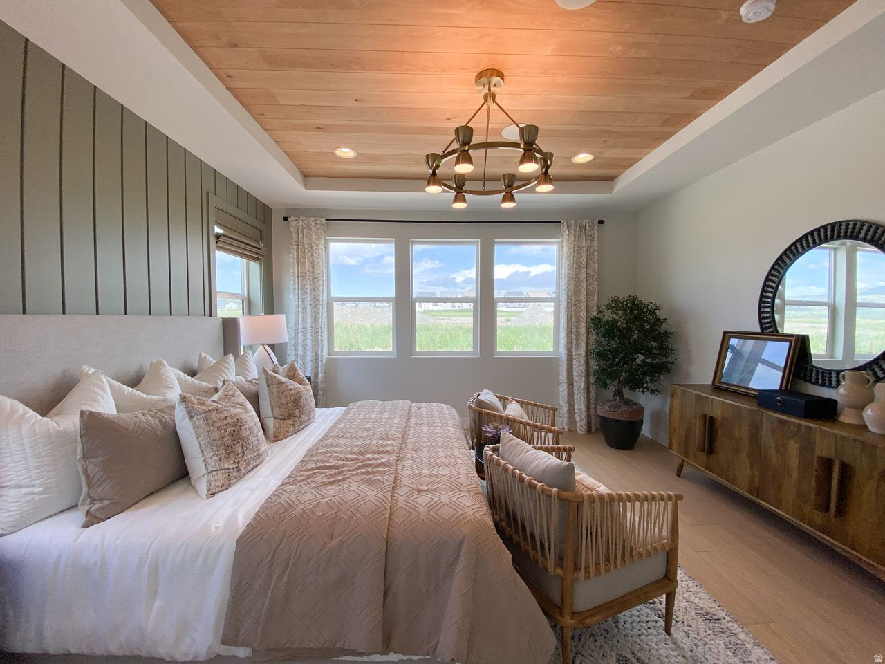 RIVERSIDE ESTATES - Residential
