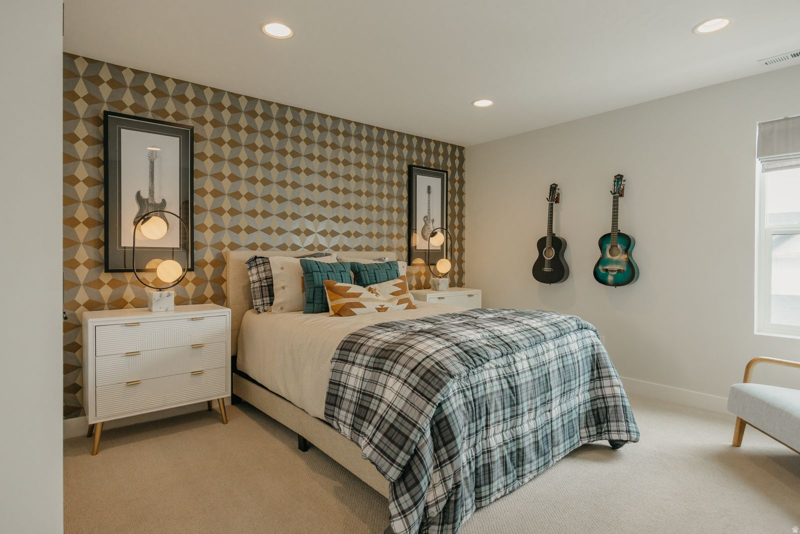 RIVERSIDE ESTATES - Residential