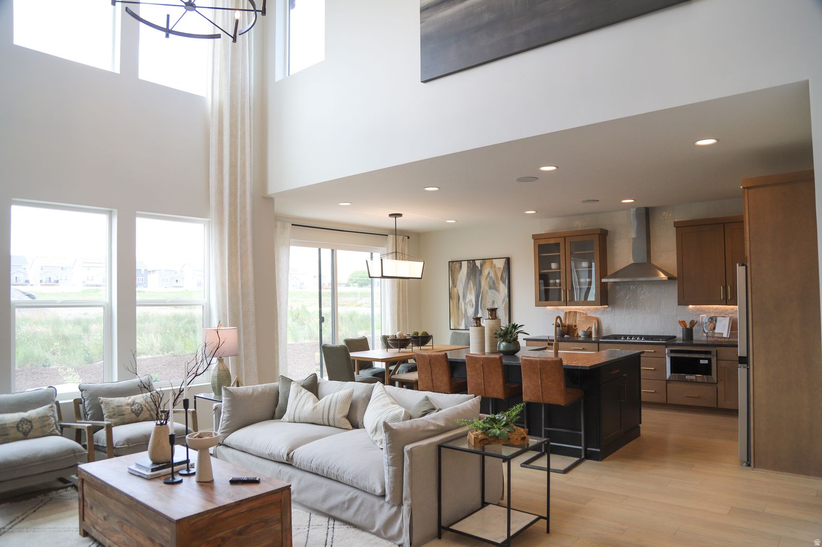 RIVERSIDE ESTATES - Residential