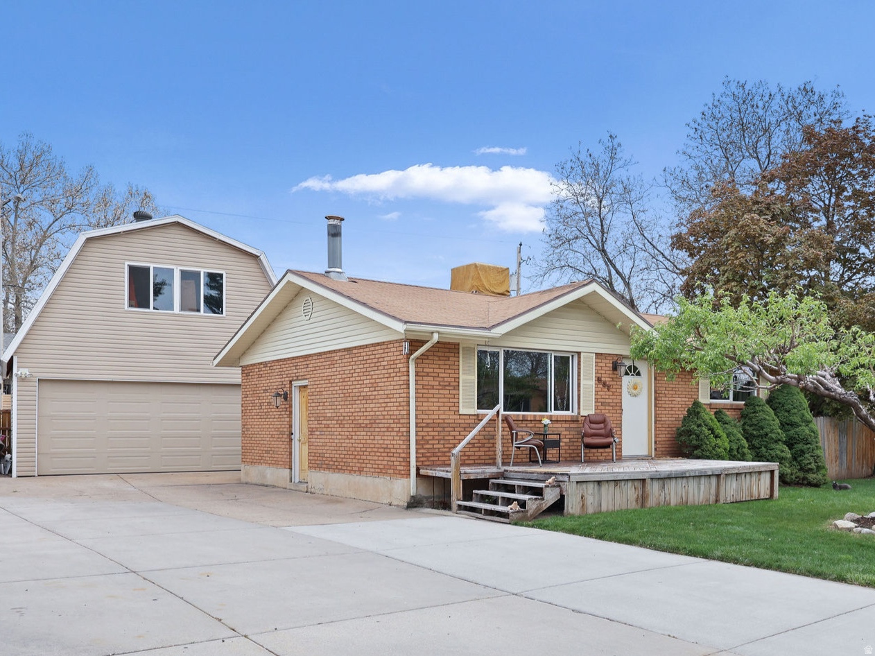 GREEN ACRES ESTATES - Residential