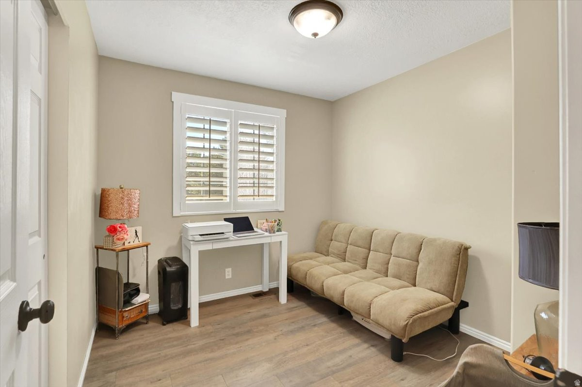 RAVENWOOD - Residential