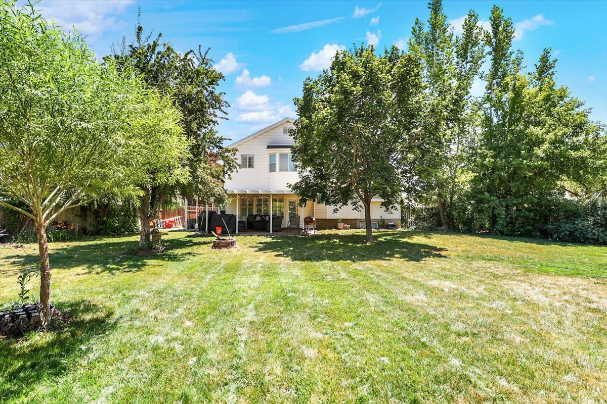 RAVENWOOD - Residential