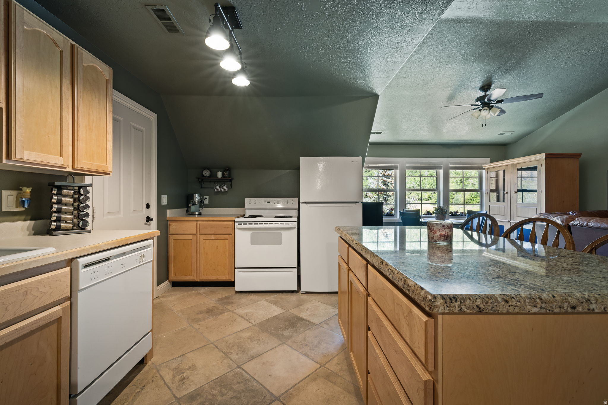 DEER CREEK MEADOWS - Residential