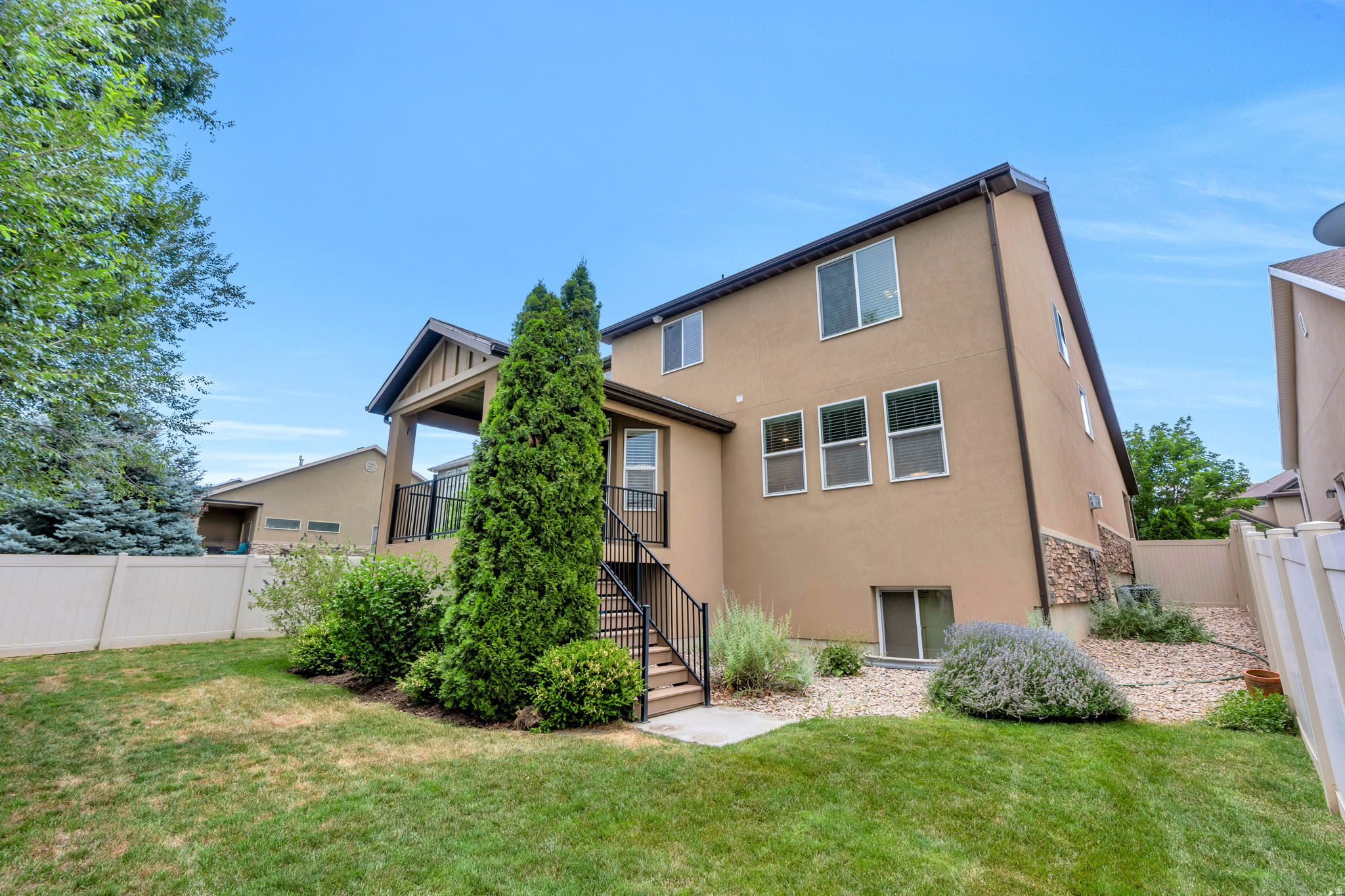 GARDEN GLEN - Residential