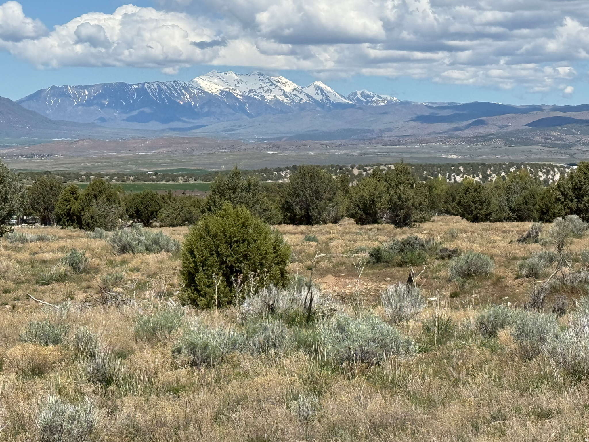 Spring City Ranches is nearly sold out, with only a few parcels remaining. If you're looking for the perfect mix of mountain and country living, this is it. Conveniently located just minutes from Spring City and a short drive to Ephraim-home to Snow College, Walmart, and great shopping and dining.  Each parcel includes one water share, with the option to purchase more-perfect for livestock, gardening, or future development.