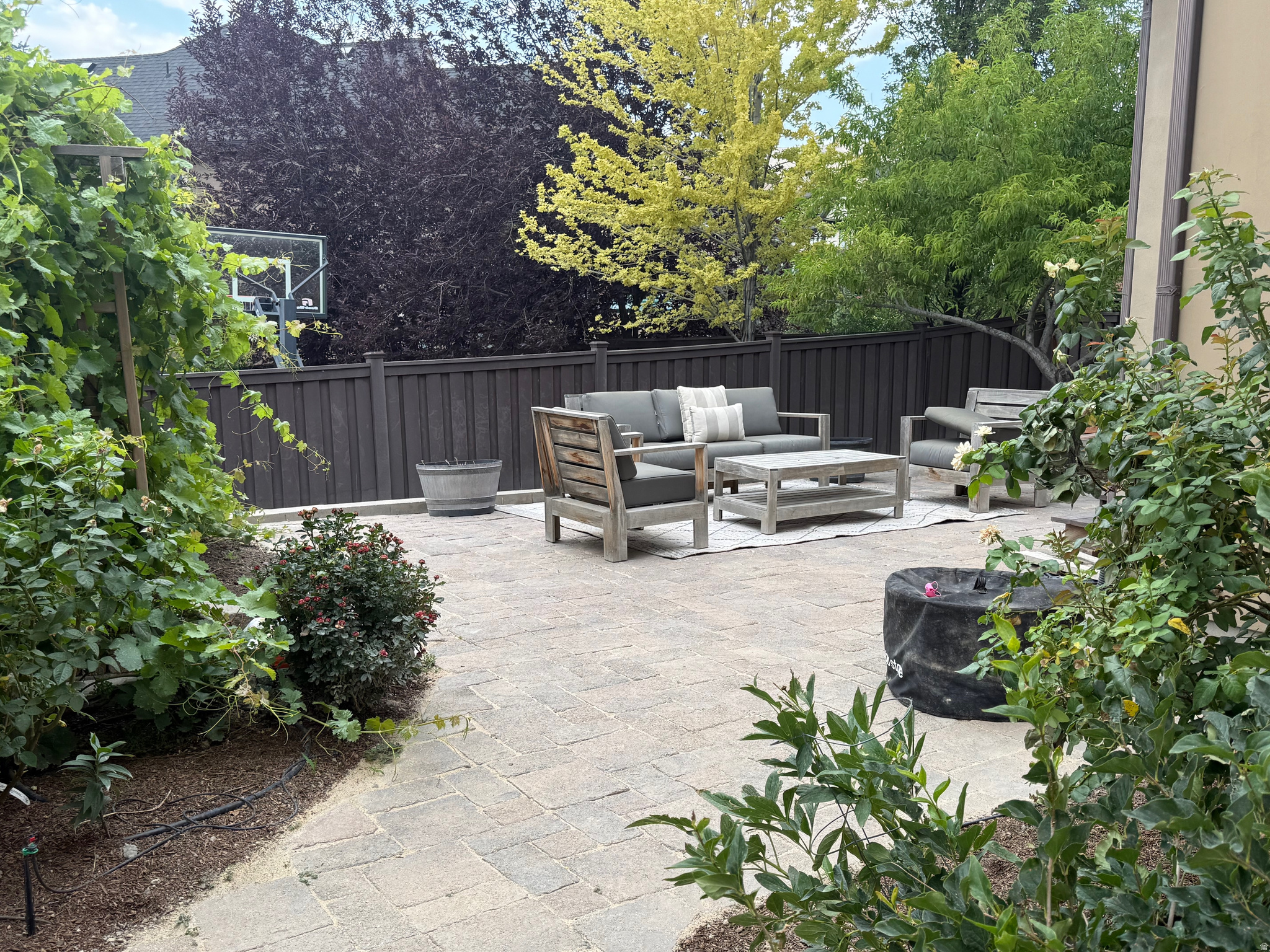 EAGLE SUMMIT PHASE 2 - Residential