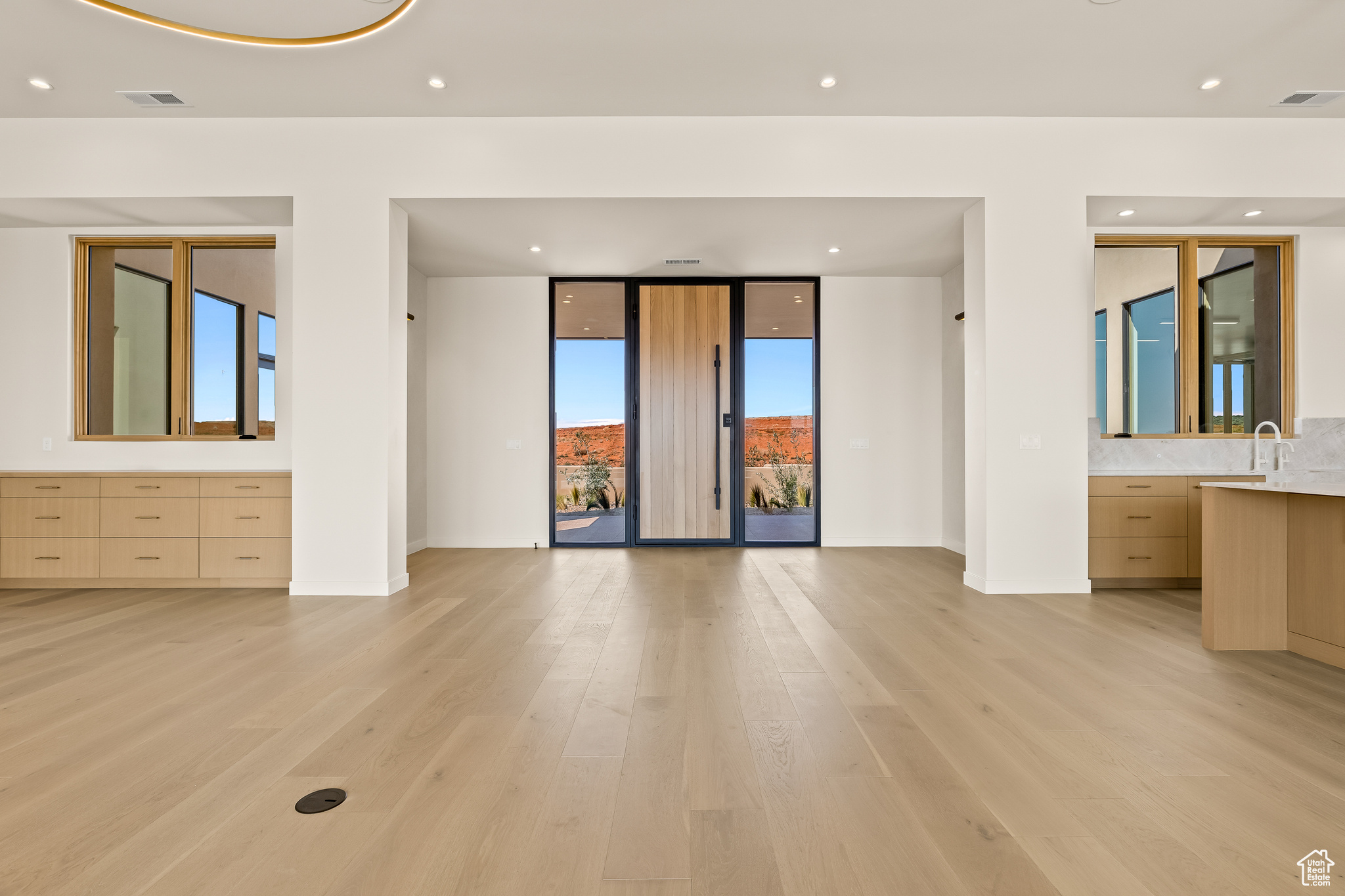 ESTATES AT SAND HOLLOW - Residential