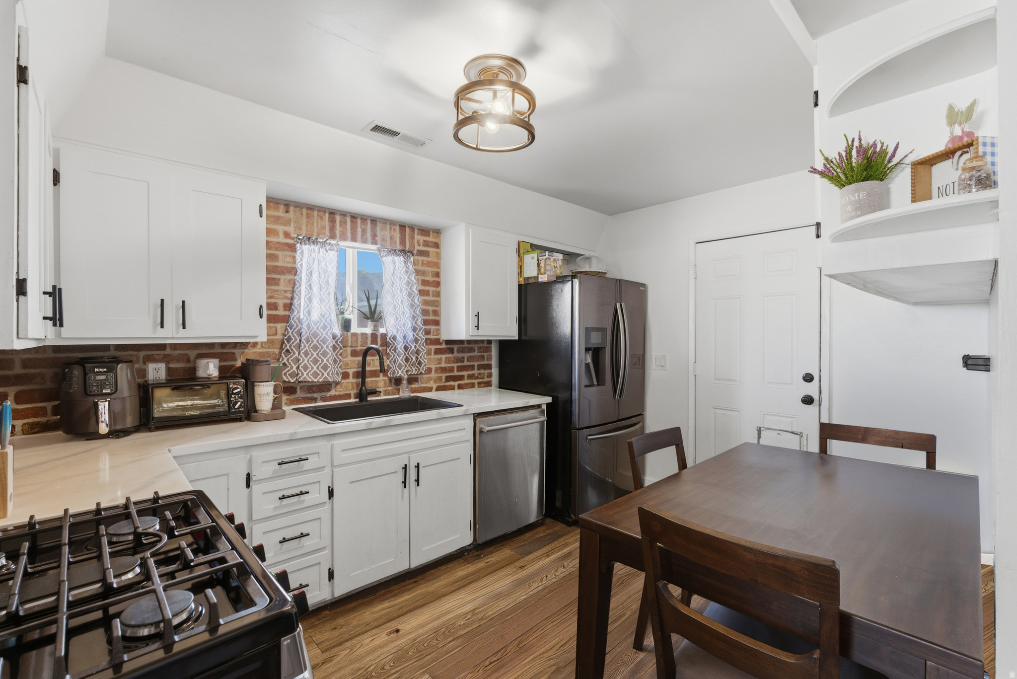 KNIGHT SUBDVISION - Residential