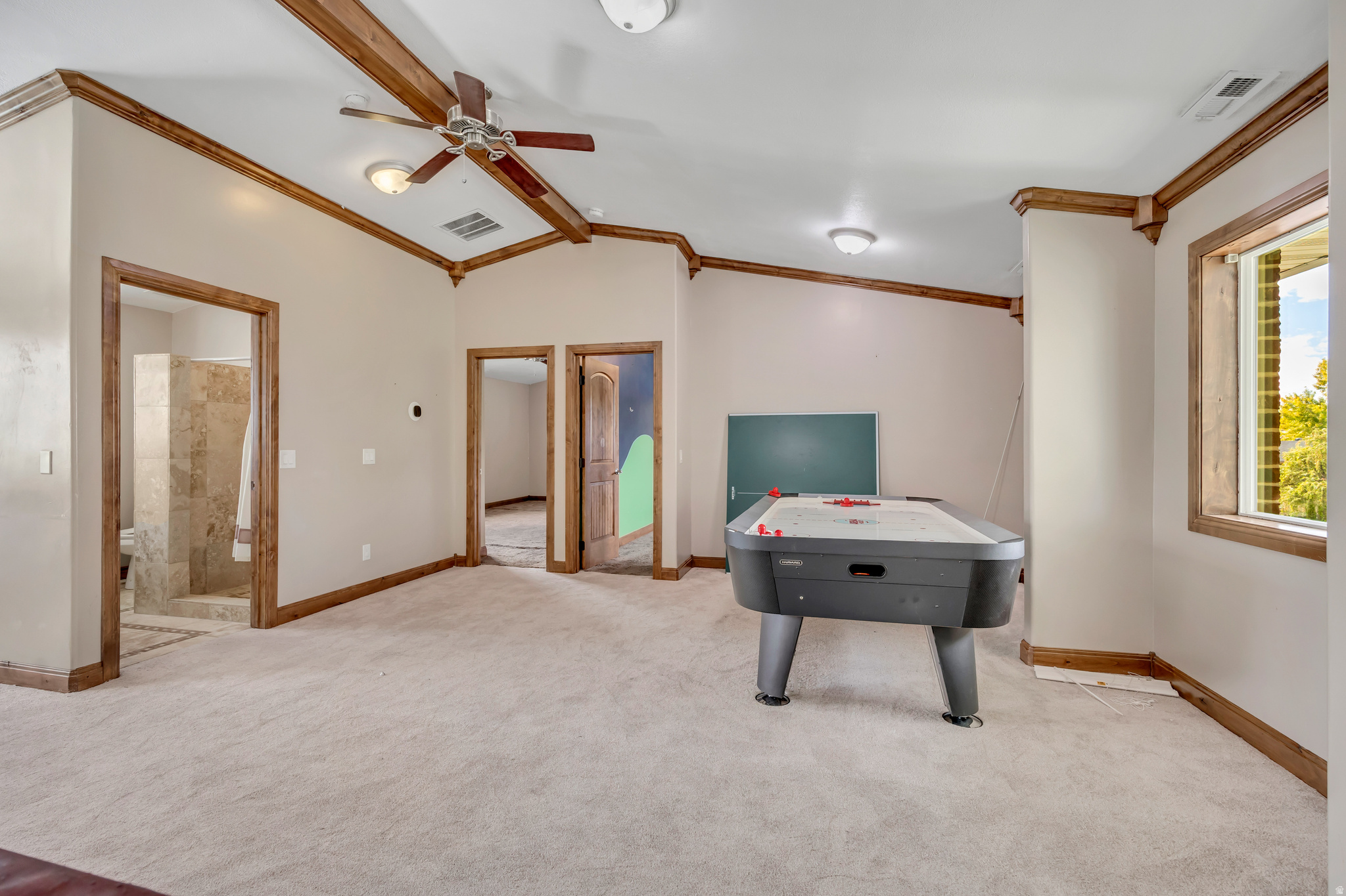 EASTVIEW - Residential