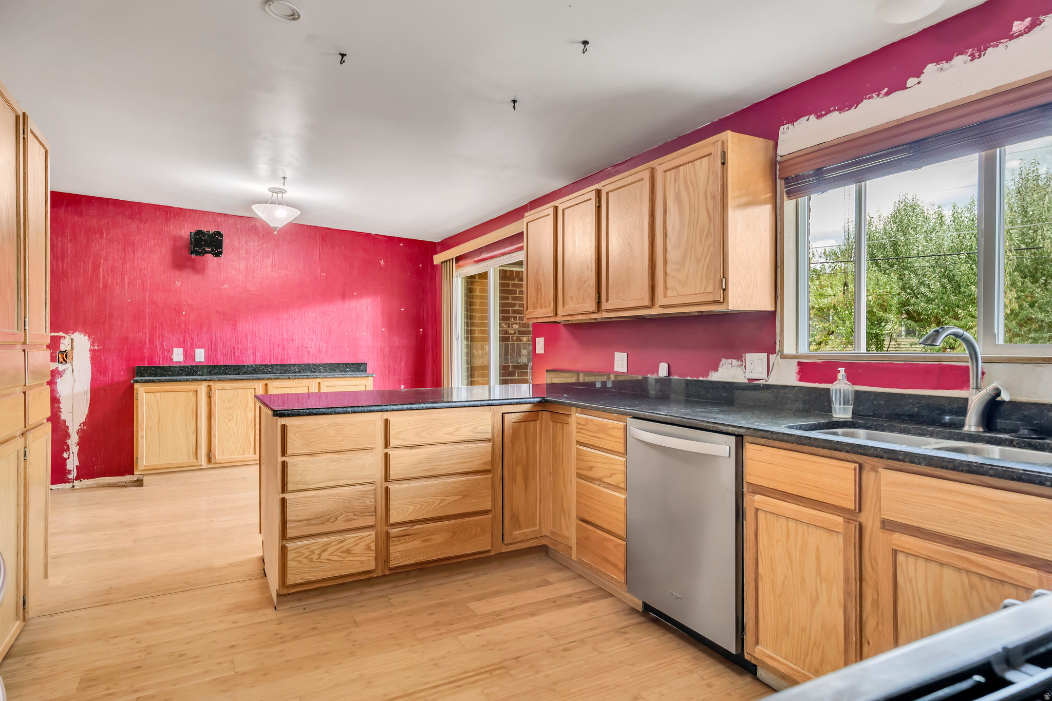 EASTVIEW - Residential
