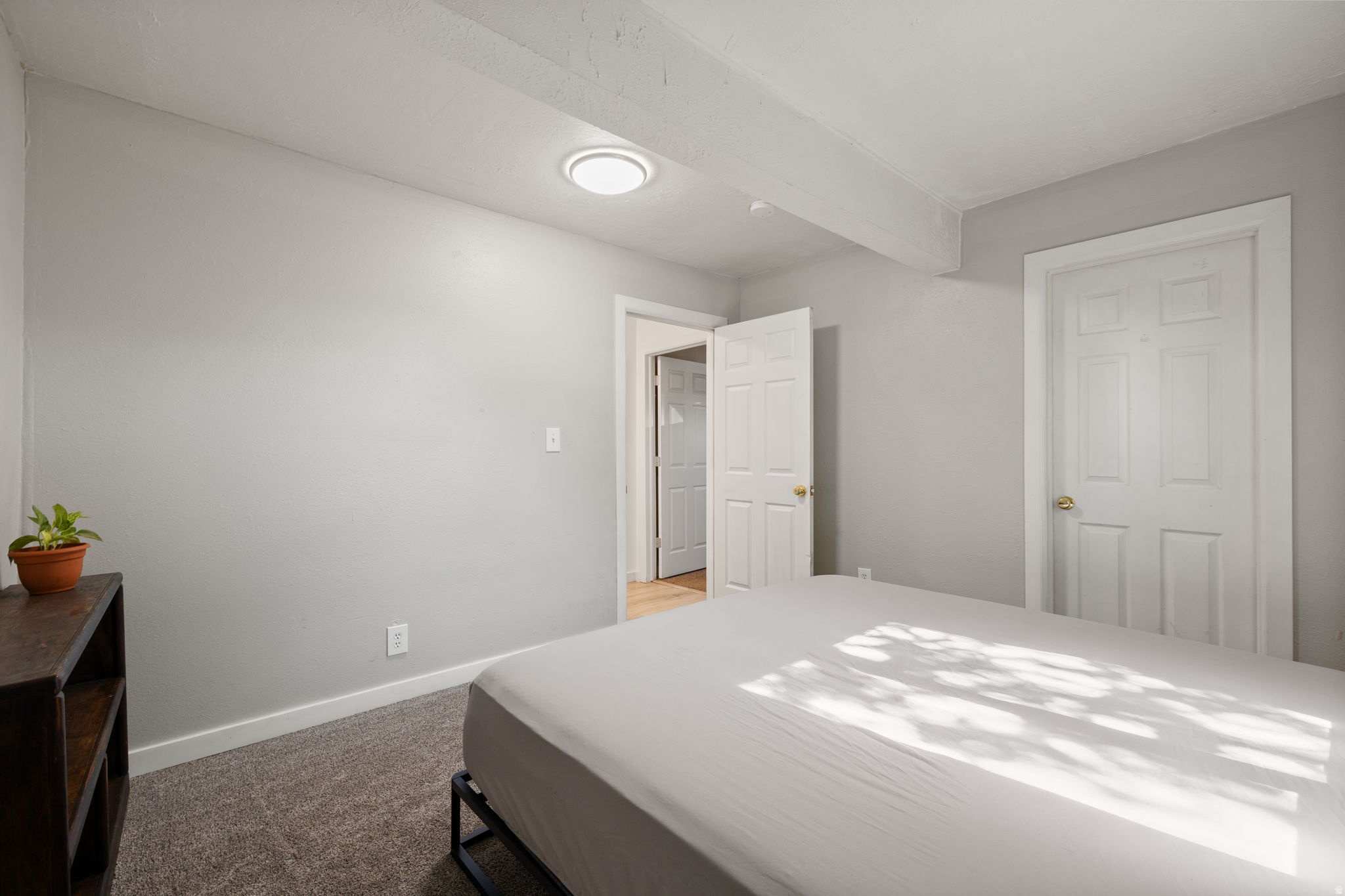 TAYLOR - Residential
