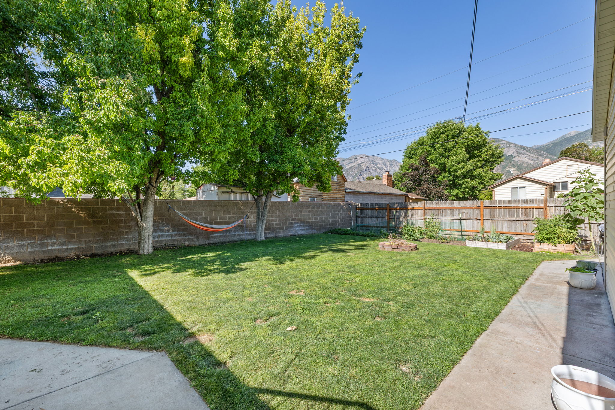TAYLOR - Residential