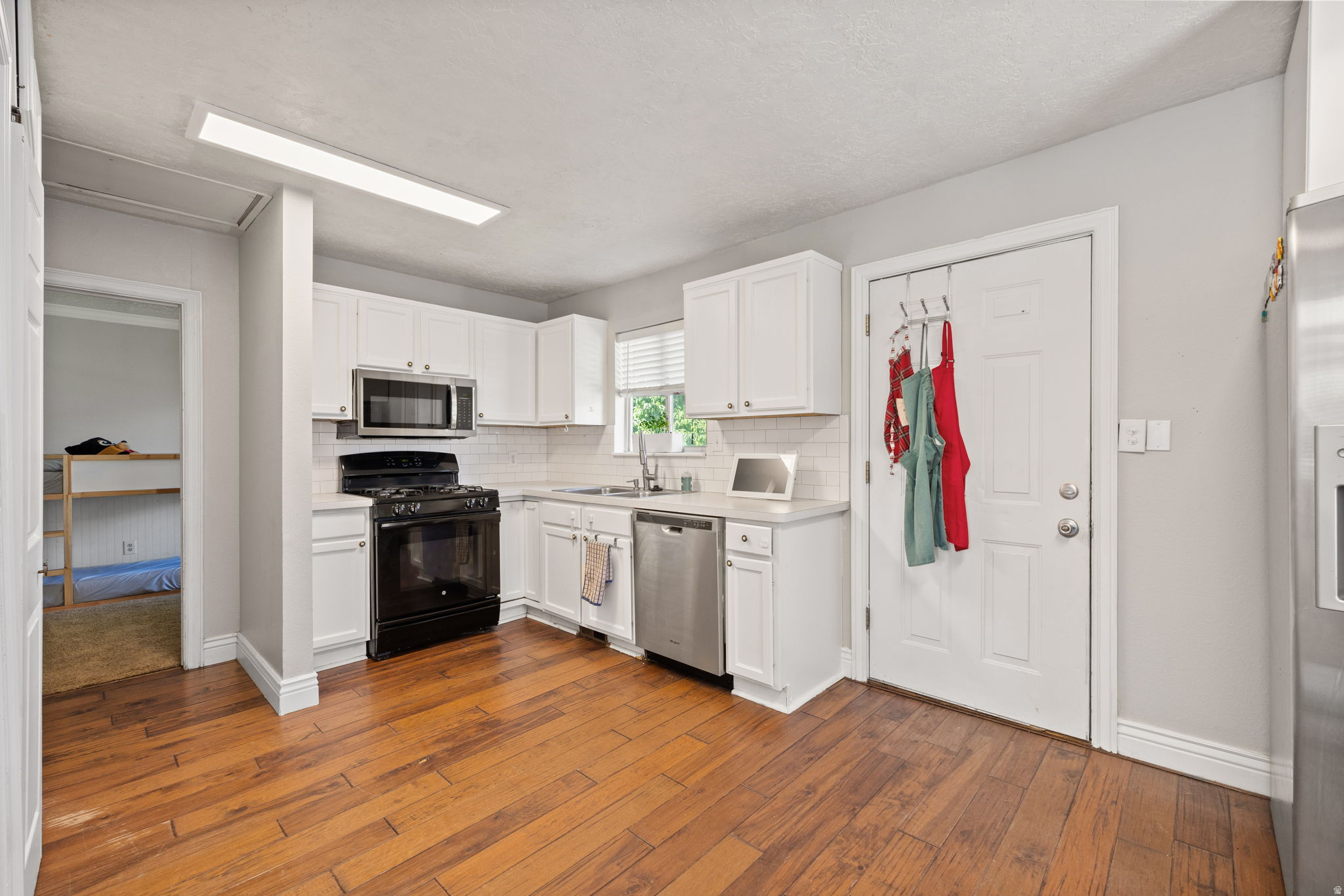 TAYLOR - Residential
