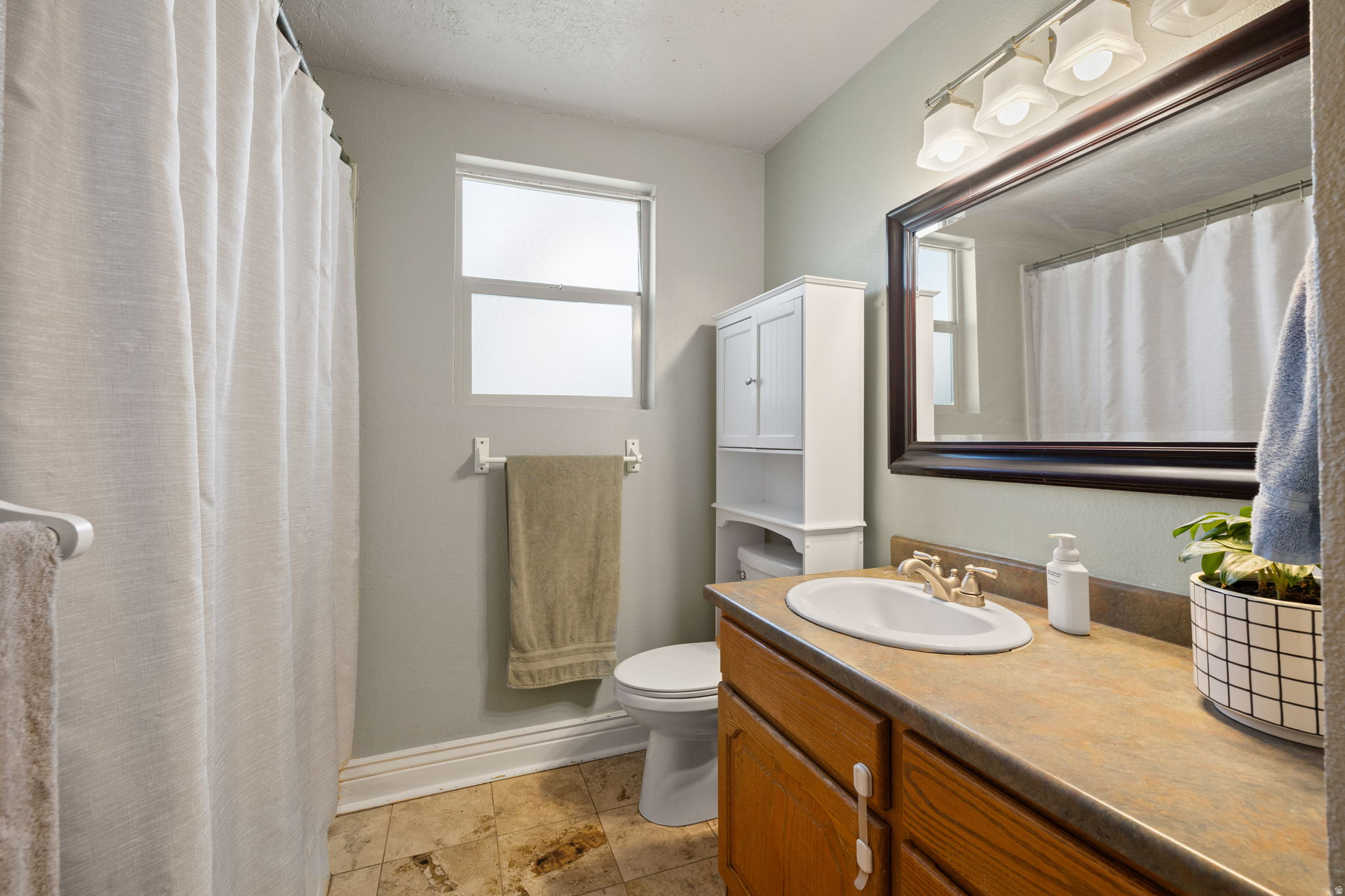 TAYLOR - Residential