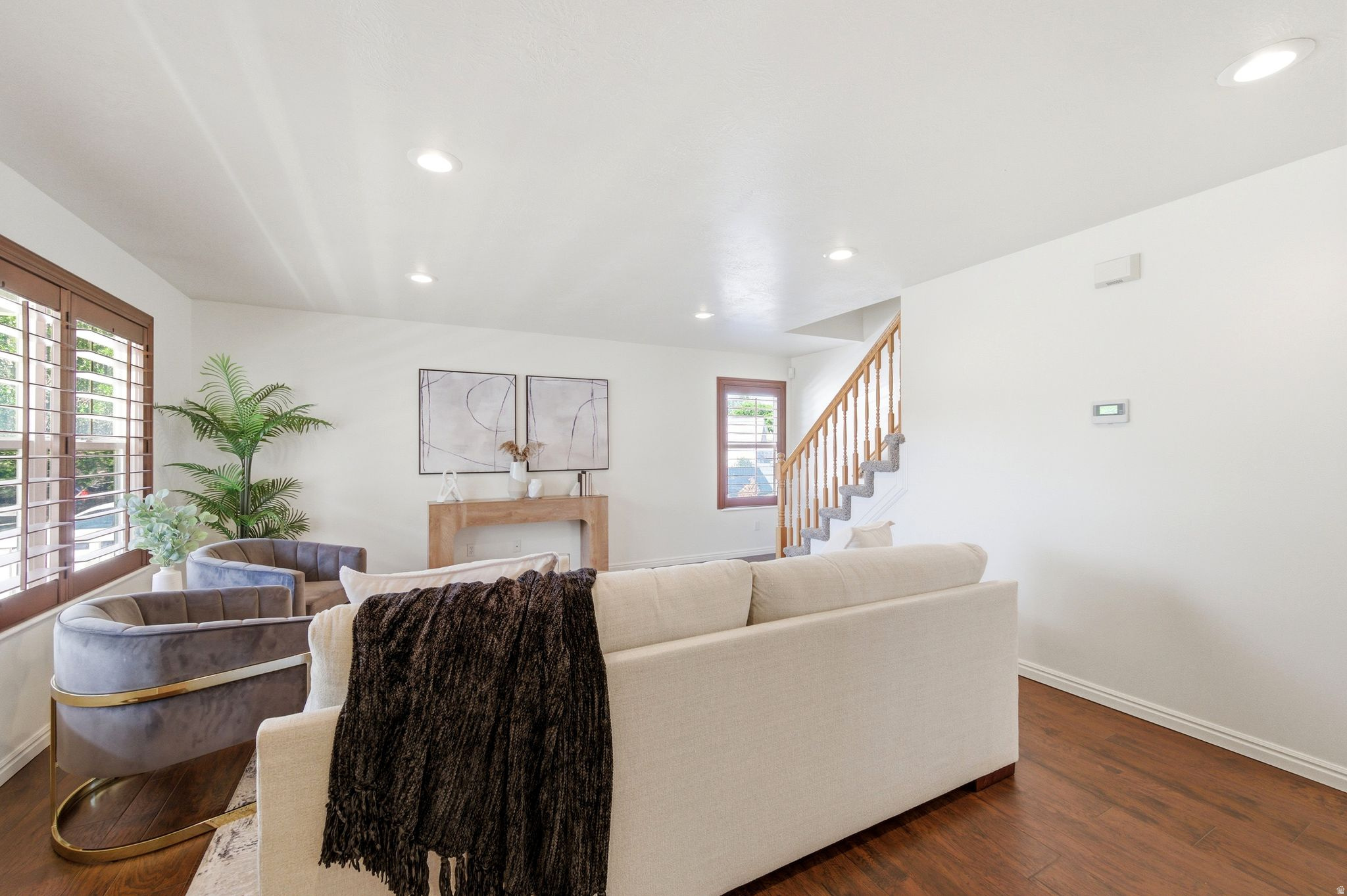 CHIMNEY ROCK - Residential