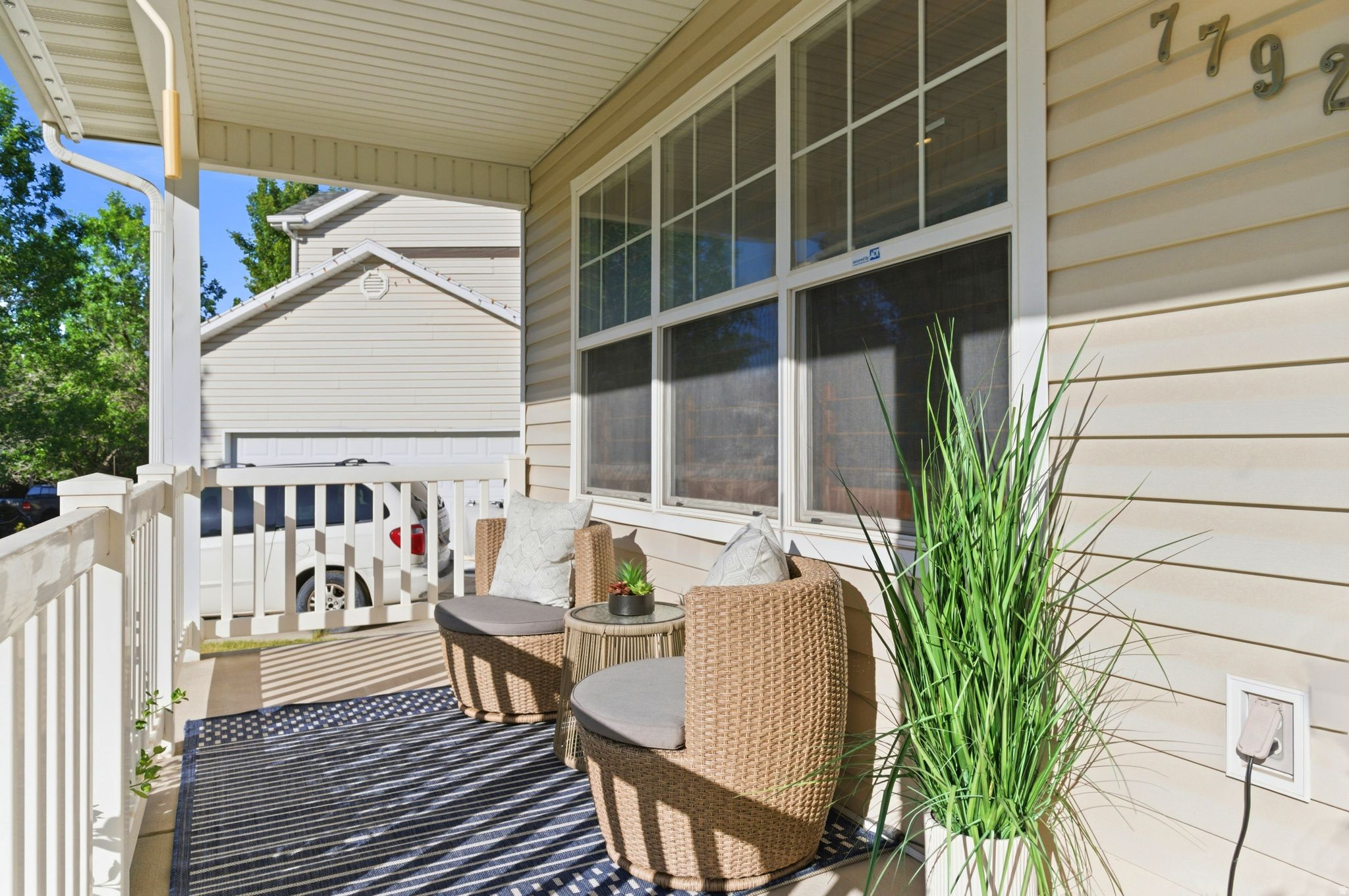 CHIMNEY ROCK - Residential