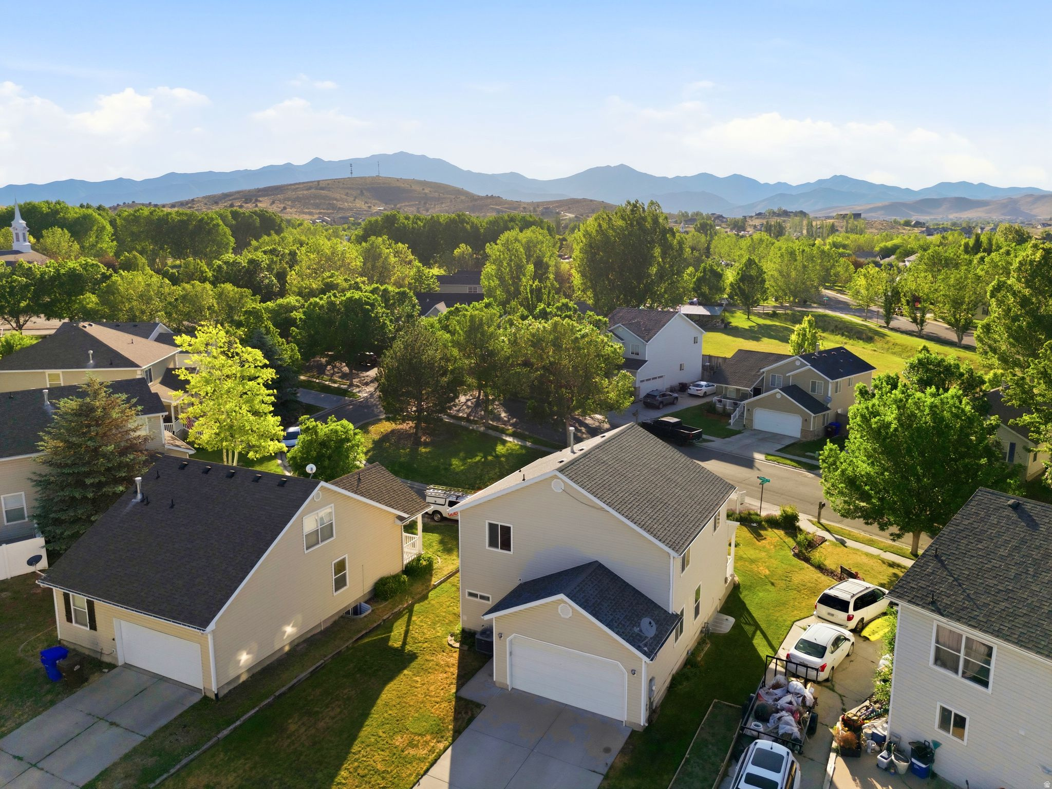 CHIMNEY ROCK - Residential