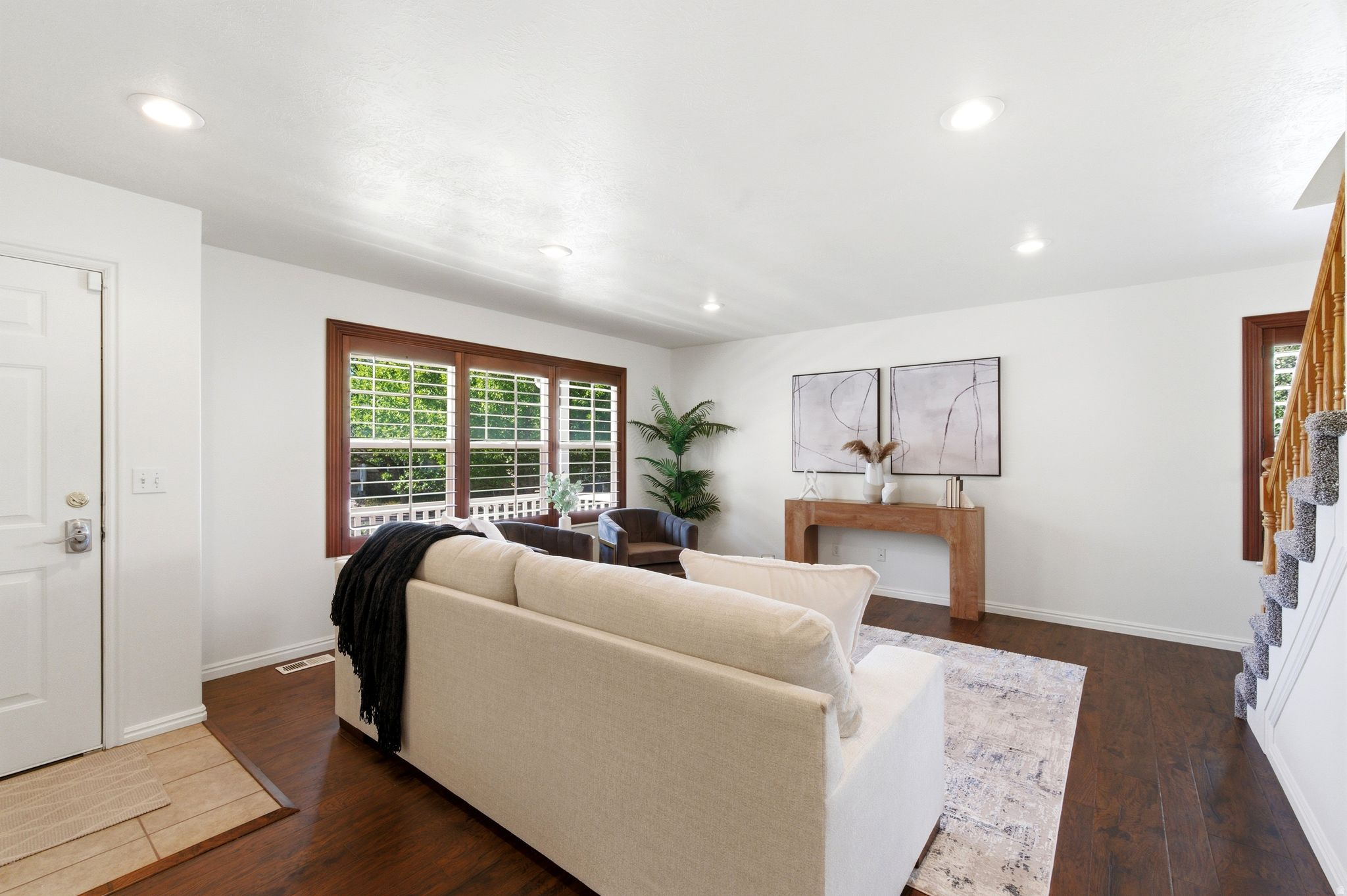 CHIMNEY ROCK - Residential