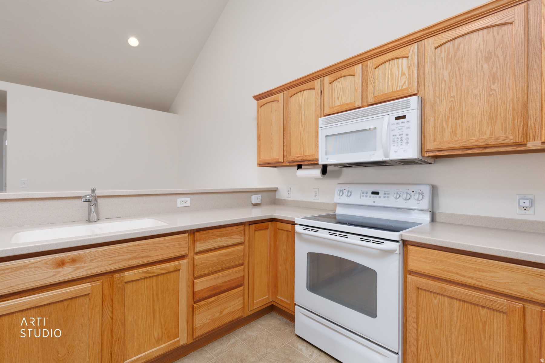 MEADOW PARK VILLAS - Residential