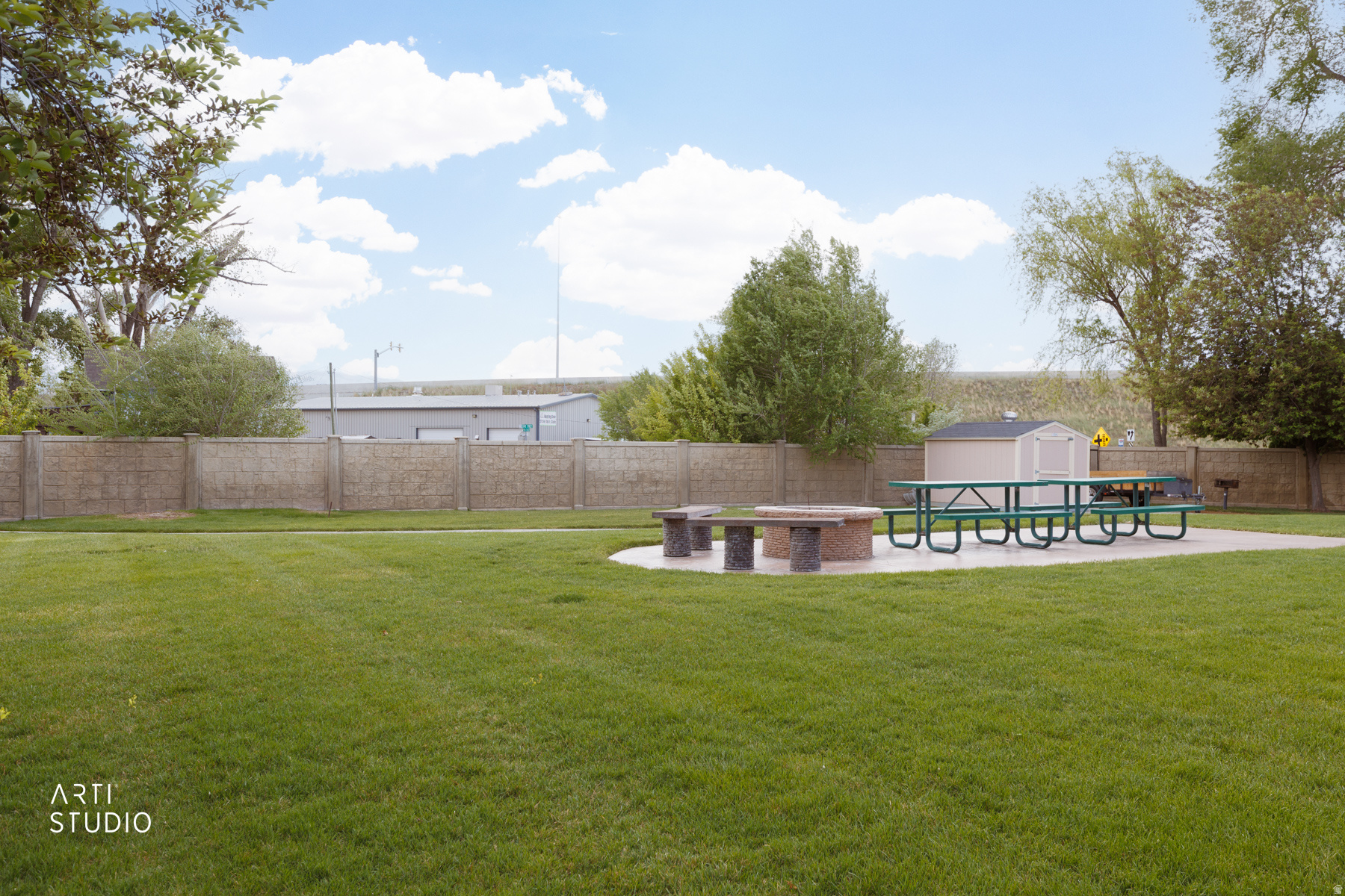 MEADOW PARK VILLAS - Residential