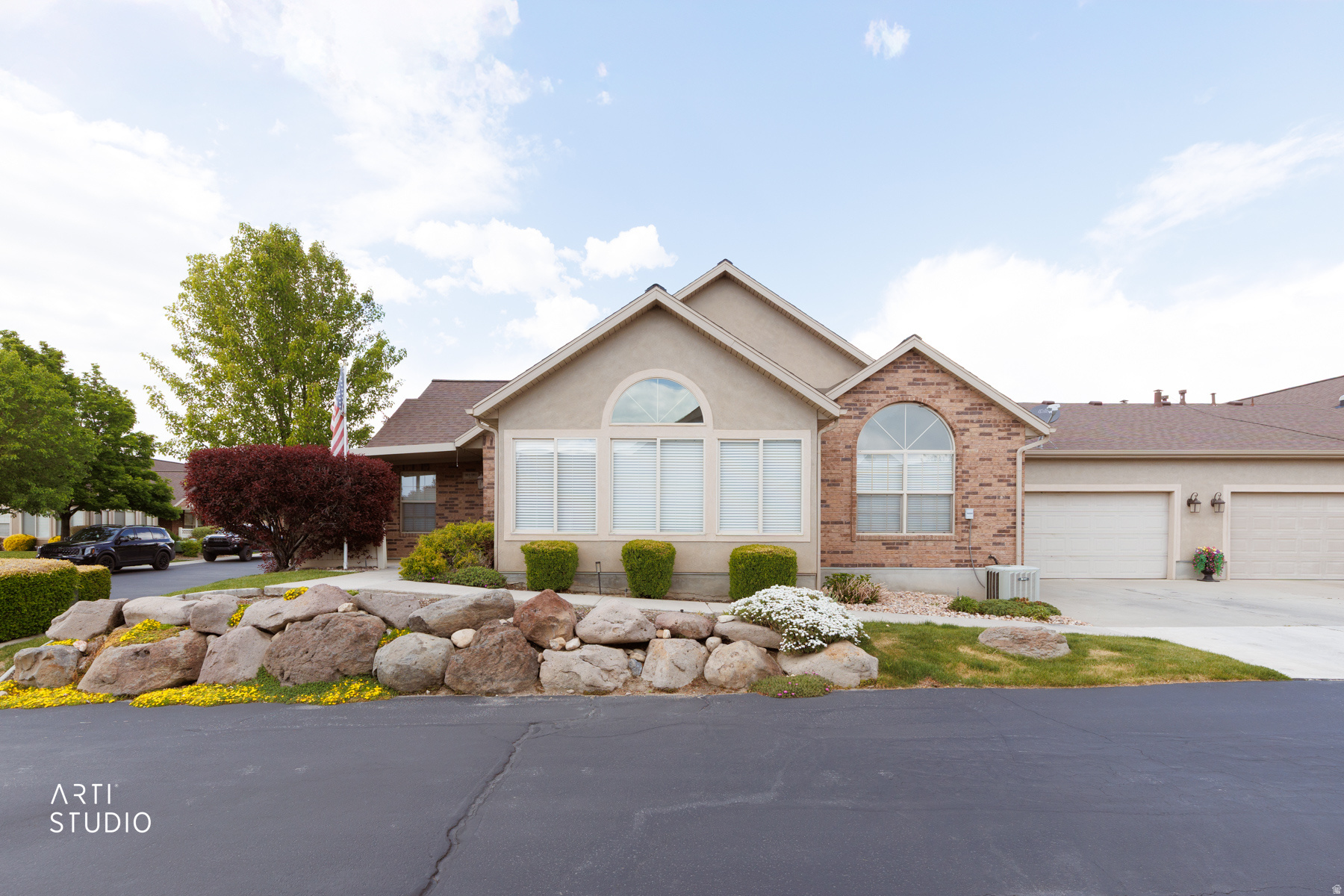 MEADOW PARK VILLAS - Residential