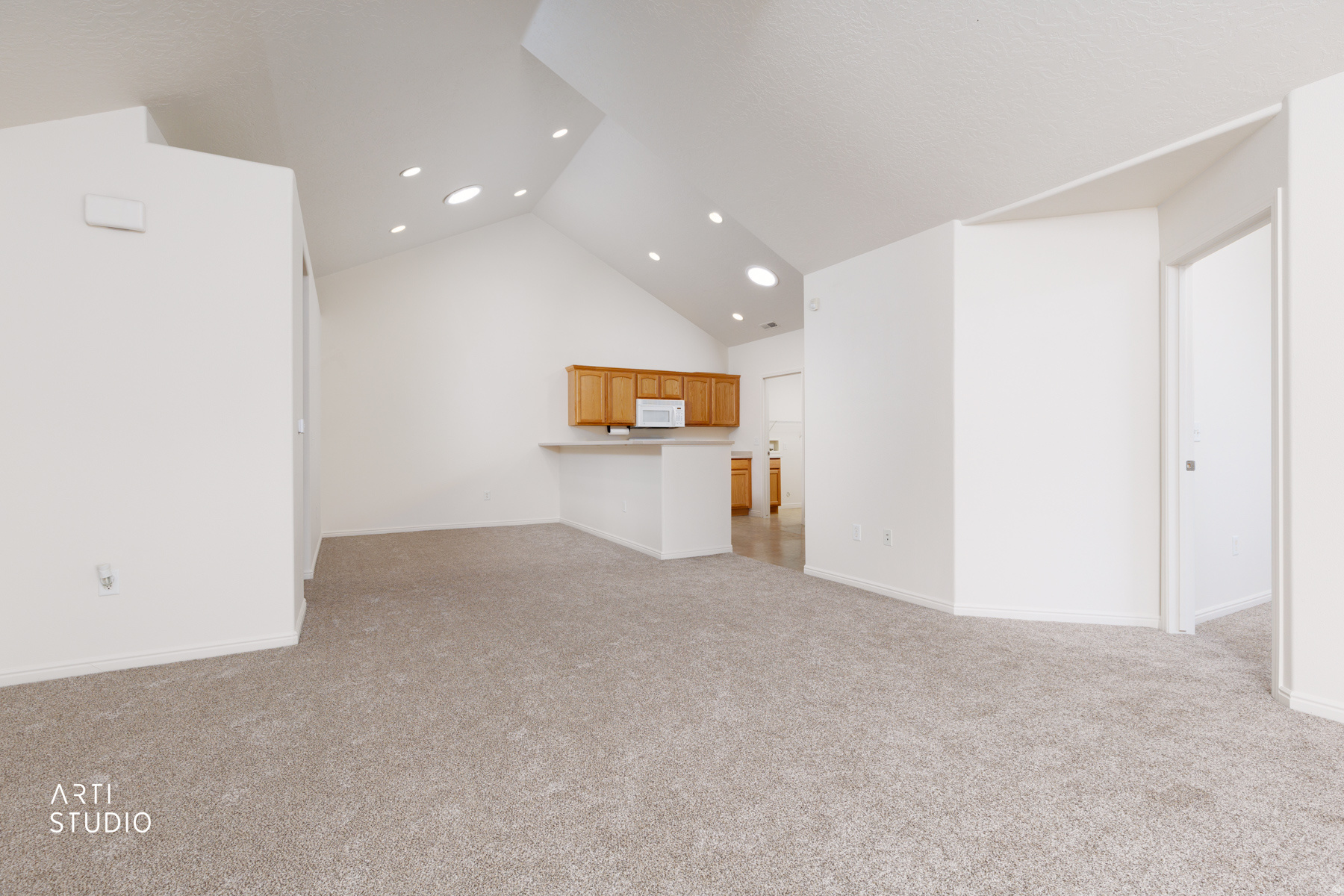 MEADOW PARK VILLAS - Residential