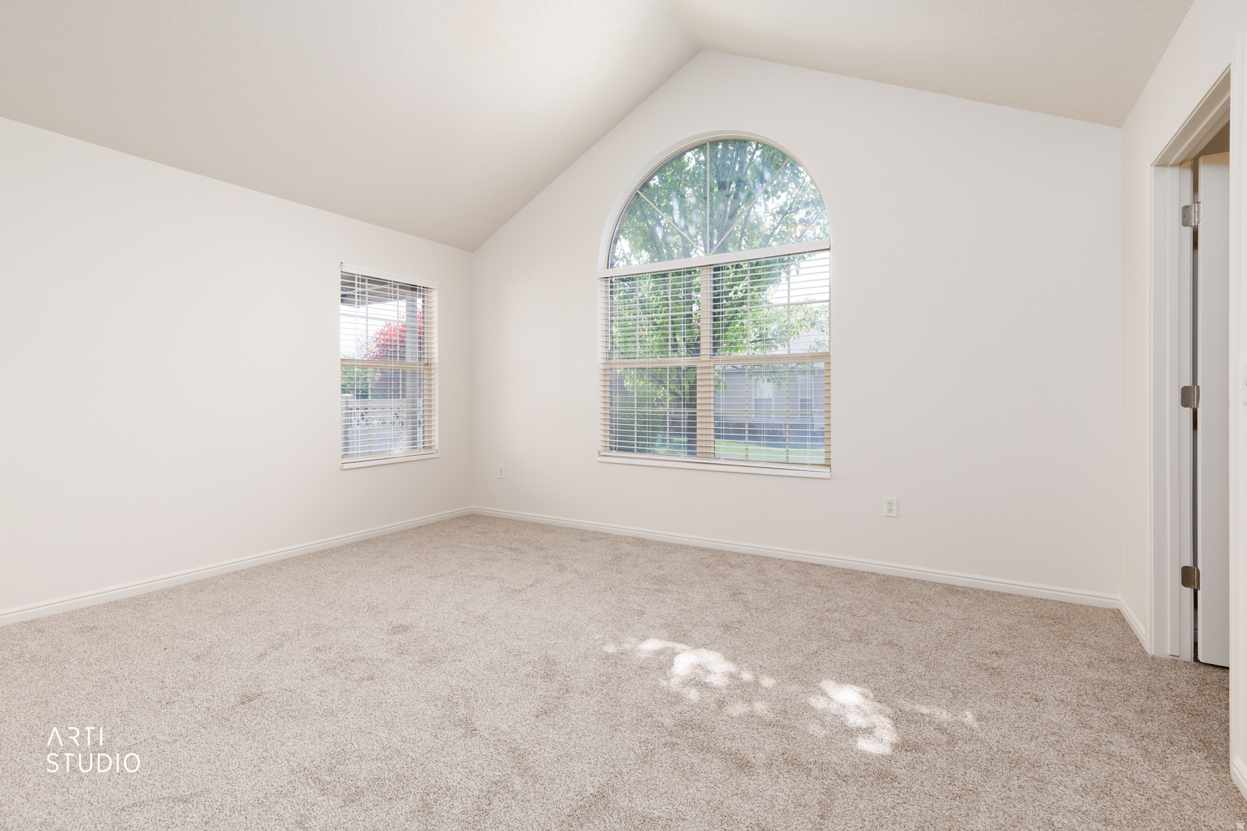 MEADOW PARK VILLAS - Residential