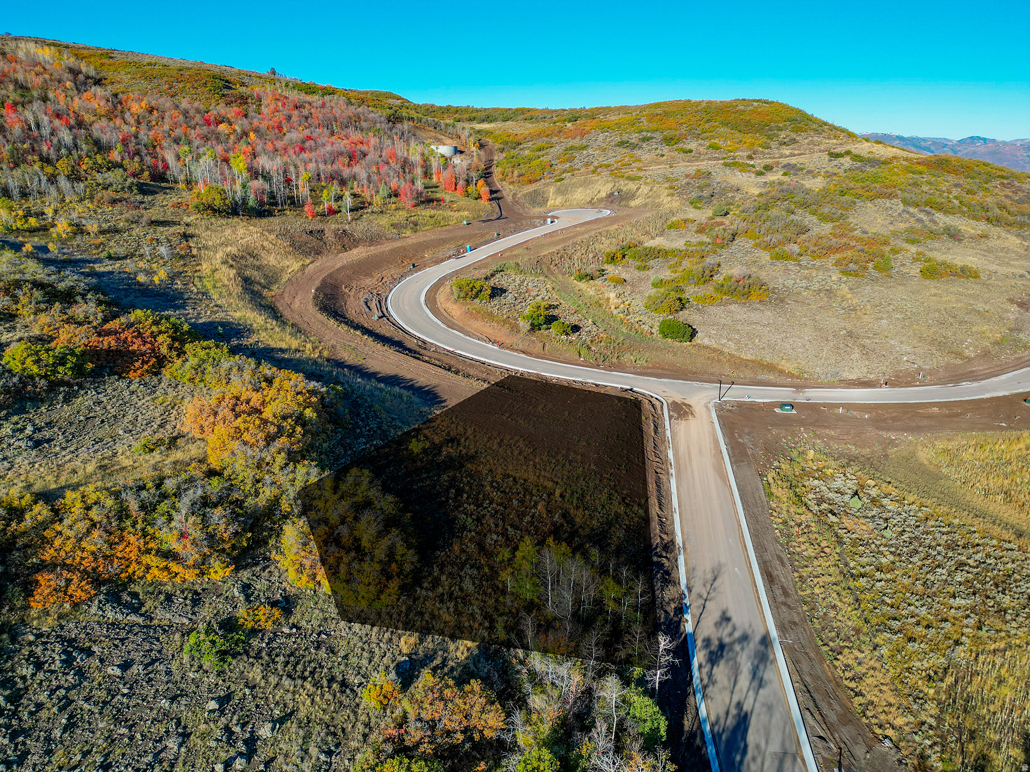 Exceptional opportunity to own the best valued lot in Benloch Ranch. Mountain Modern Luxury Living in a new development east of Park City. Master planned community with over 2300 acres of outdoor bliss with breathtaking views of Deer Valley, Jordanelle Reservoir & Wasatch Mountains. Affordable luxury, this upper elevation large .88 acre corner lot with stunning panoramic views, bordering dedicated open space, with year round groomed trails. Endless recreational opportunities; ski the greatest snow on earth. Close to Park City, Heber & the new Mayflower Resort. Soak in a game of golf at one of many golf courses, enjoy fishing some of Utah's most pristine rivers, choose from 5 reservoirs offering a myriad of boating activities, never get bored with hundreds of hiking/biking trails to choose from and so much more all just minutes from your door! Easy access to Salt Lake City International Airport. Major metropolitan amenities minutes from your door including major sporting events, concerts, world class medical care, and several colleges & universities.