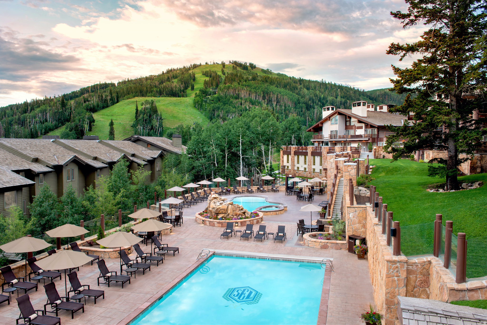 HUNTSMAN ESTATES - Land