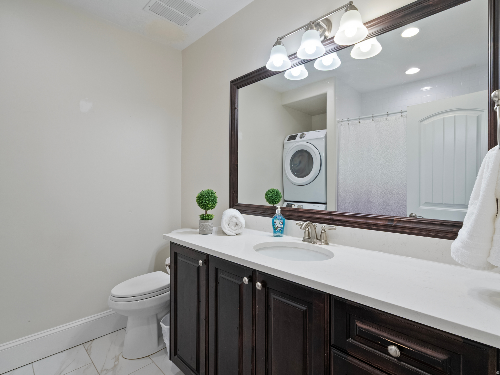 GROVE@FARMINGTON CR - Residential